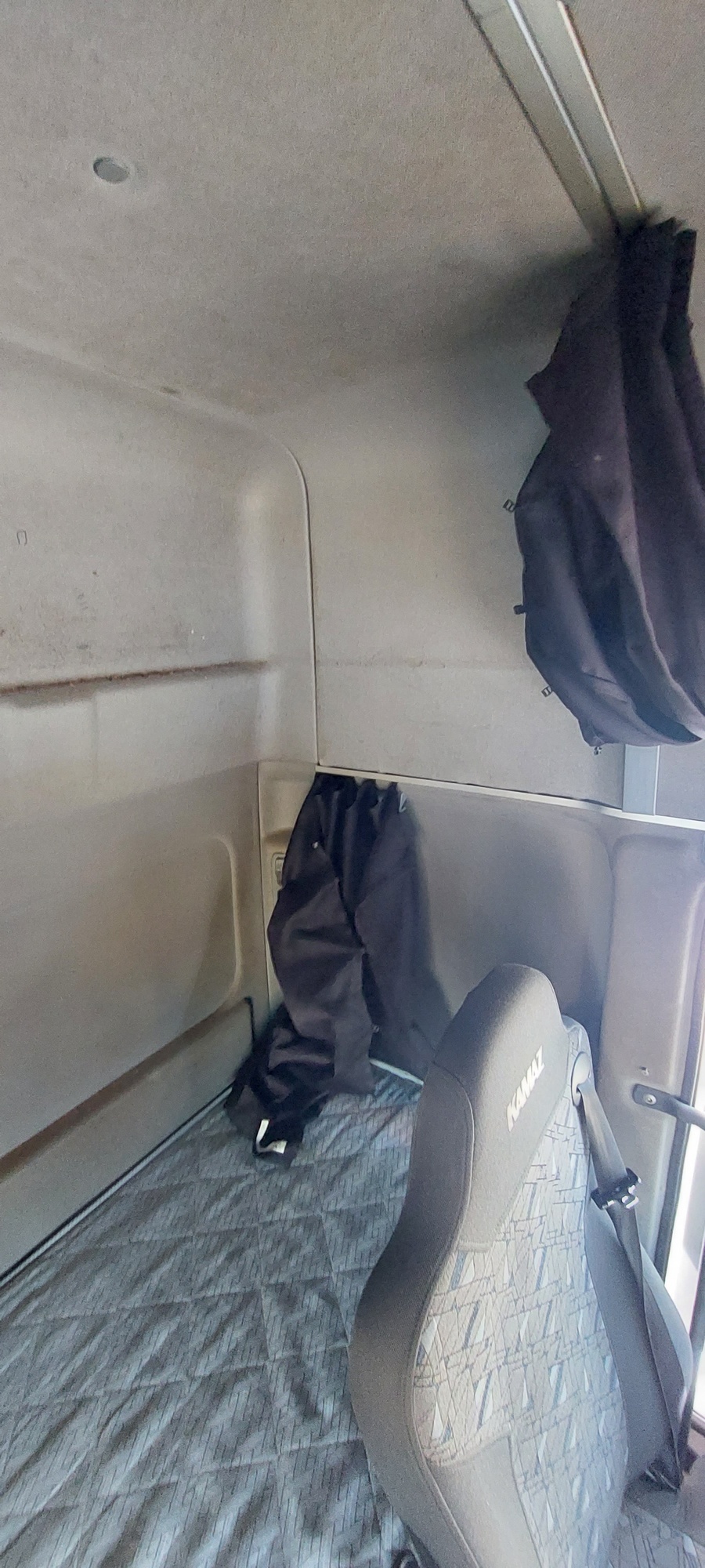 Седельный тягач КАМАЗ 5490-801-DC (газодизель) 2021 г. - фото 36