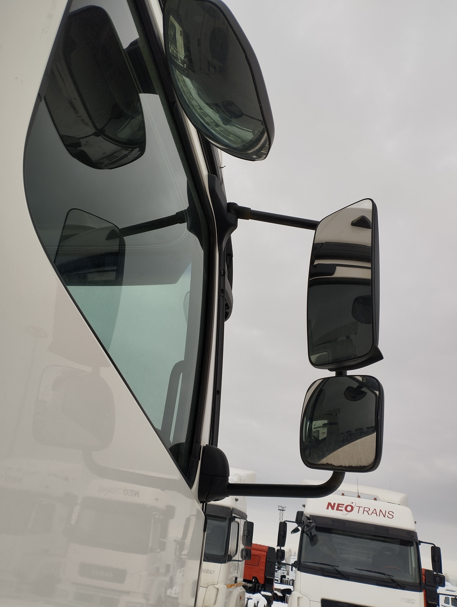 Седельный тягач КАМАЗ 5490-801-DC (газодизель) 2021 г. - фото 13