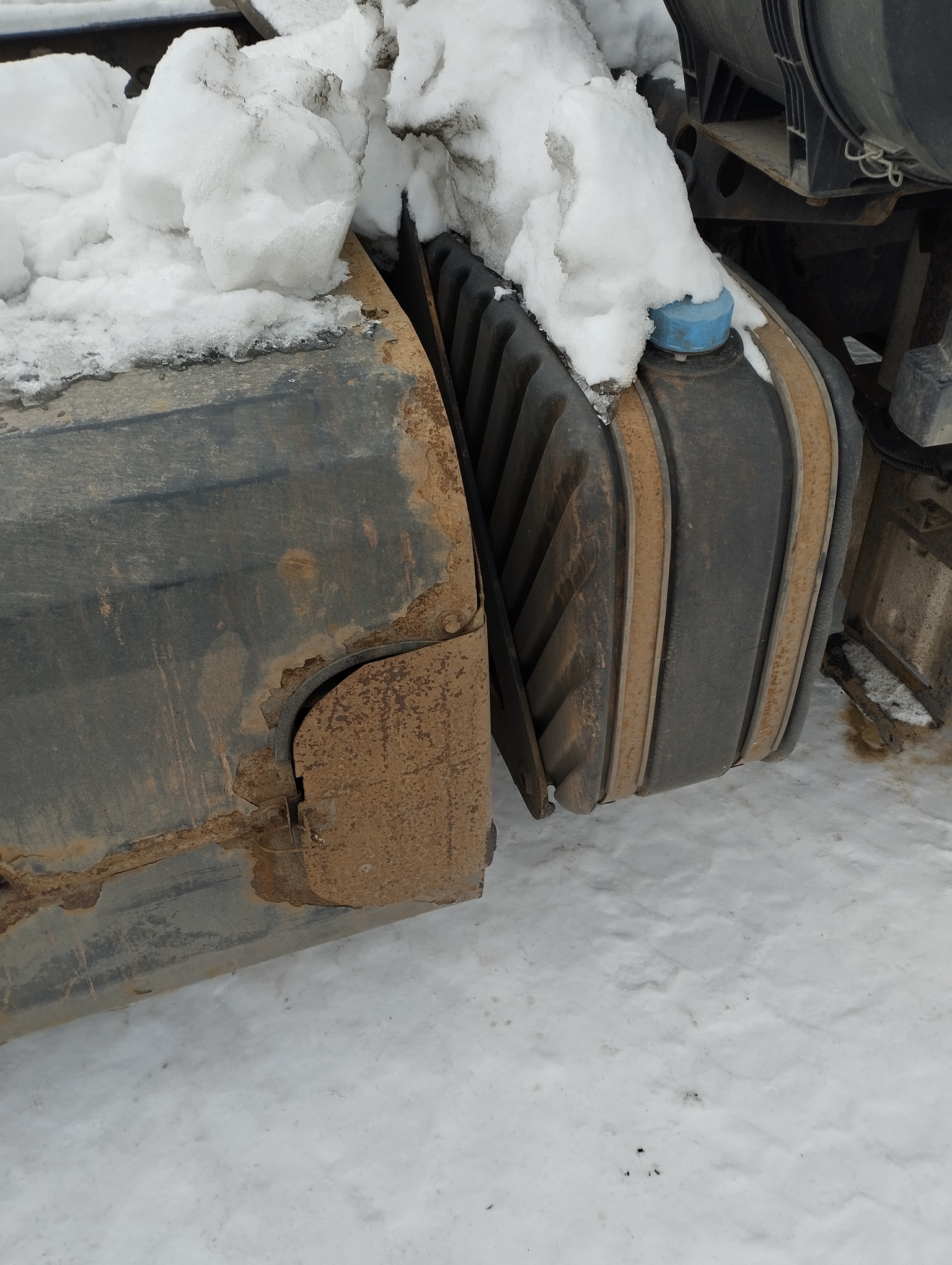 Седельный тягач КАМАЗ 5490-801-DC (газодизель) 2021 г. - фото 17