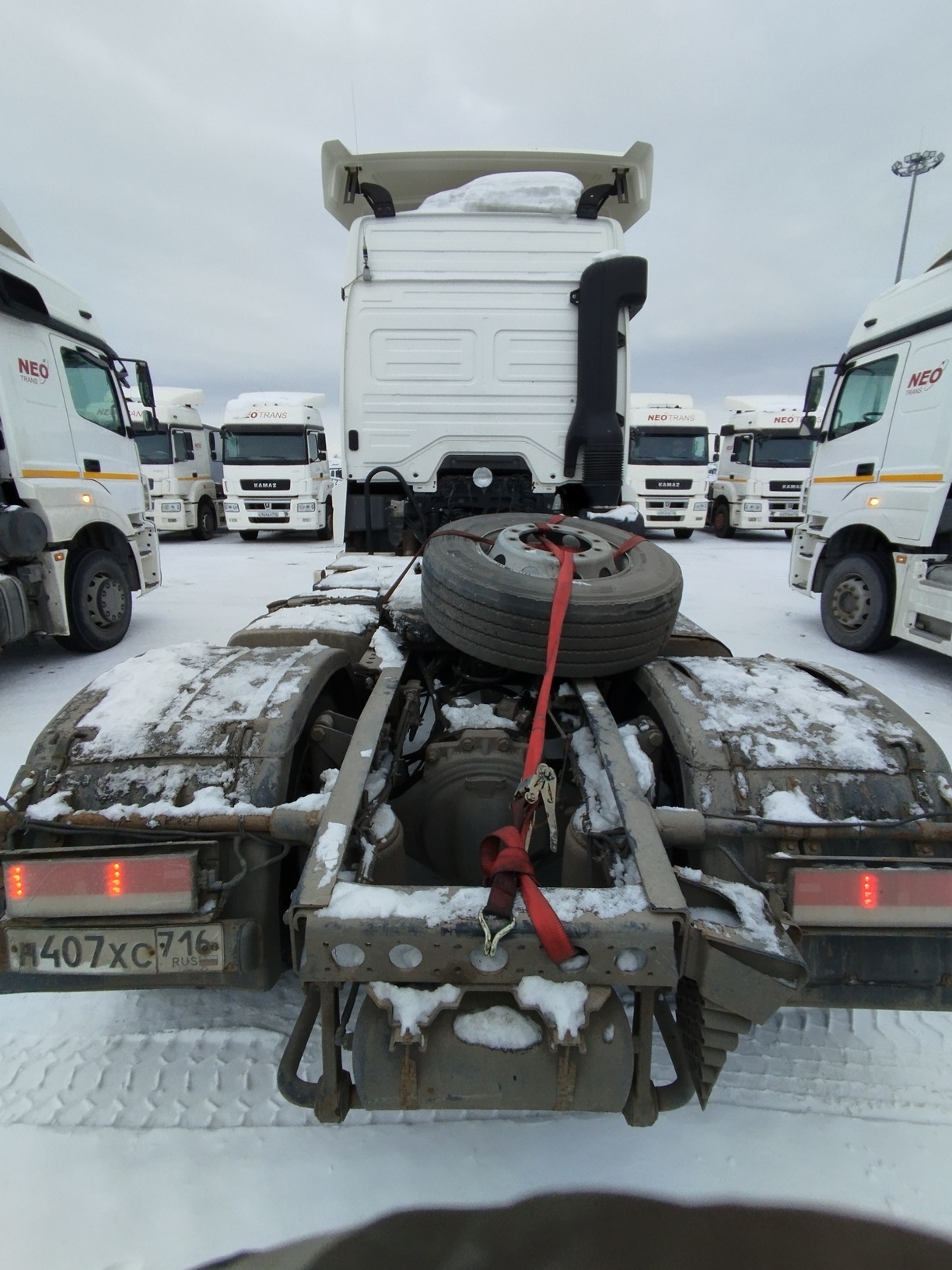 Седельный тягач КАМАЗ 5490-801-DC (газодизель) 2021 г. - фото 25