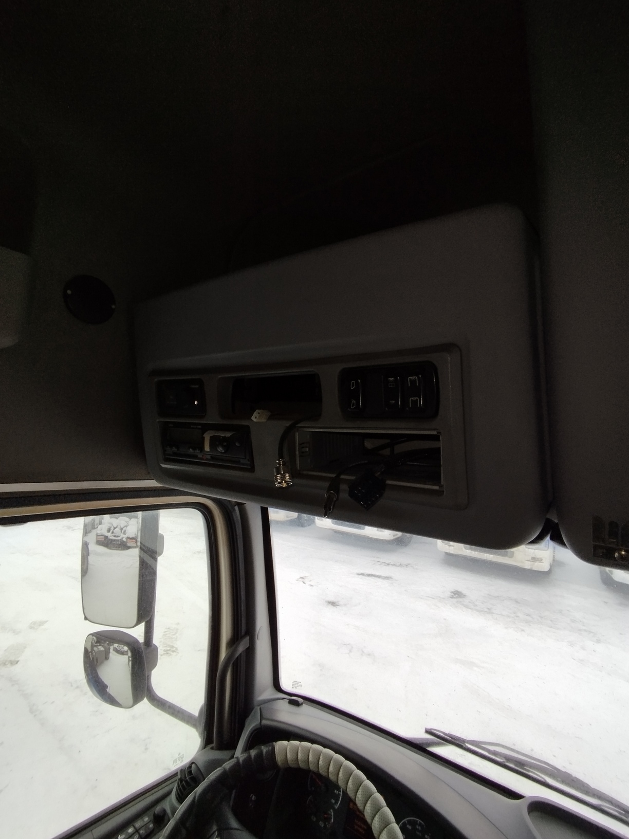 Седельный тягач КАМАЗ 5490-801-DC (газодизель) 2021 г. - фото 52