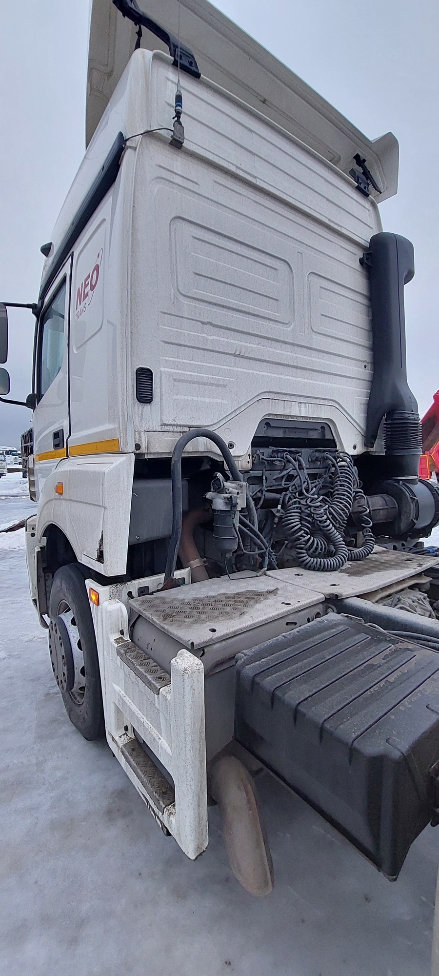 Седельный тягач КАМАЗ 5490-801-DC (газодизель) 2021 г. - фото 35