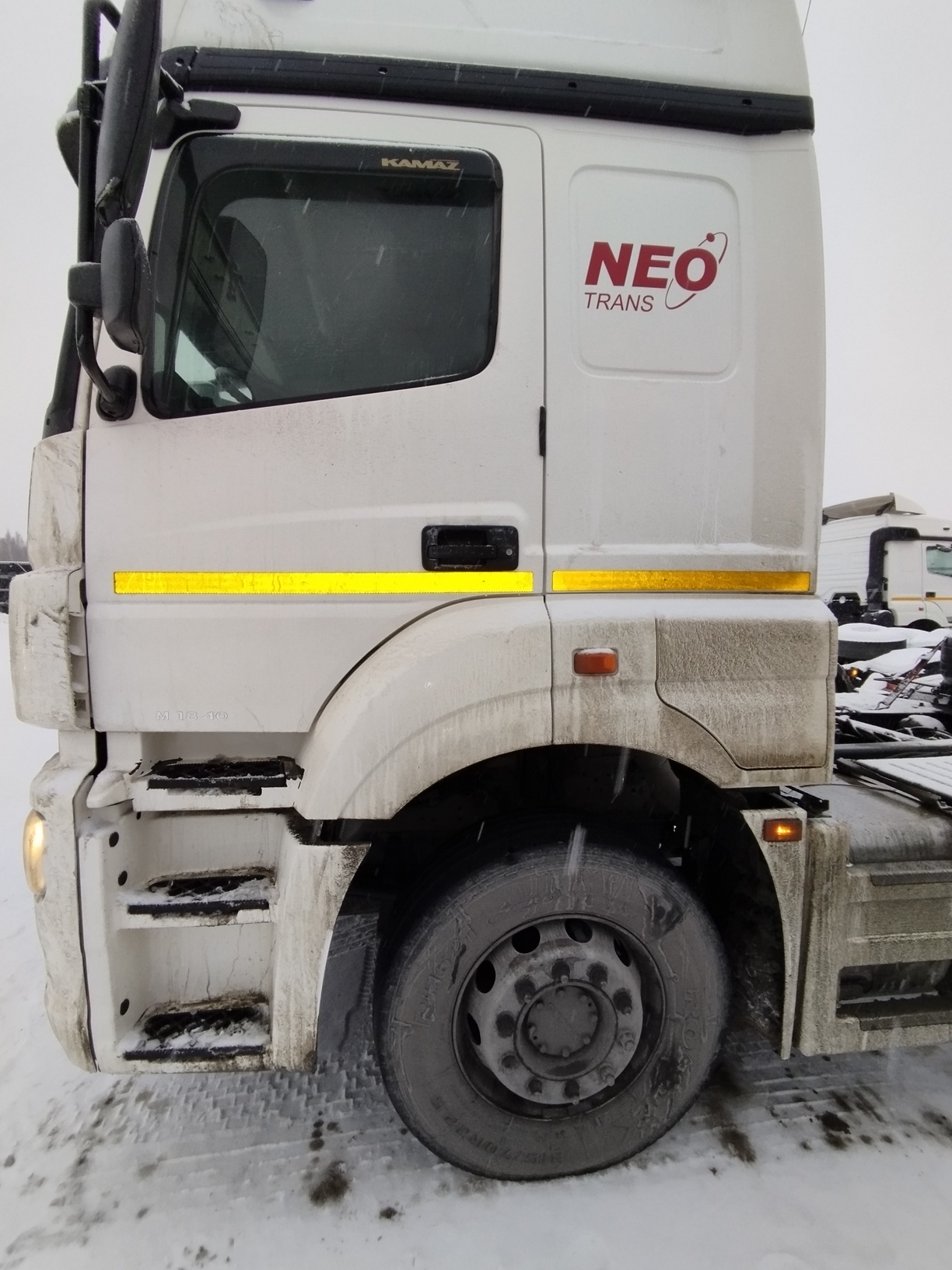 Седельный тягач КАМАЗ 5490-801-DC (газодизель) 2021 г. - фото 37