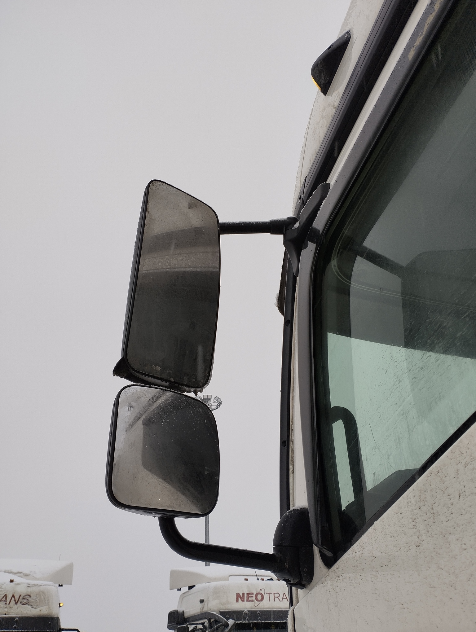 Седельный тягач КАМАЗ 5490-801-DC (газодизель) 2021 г. - фото 41