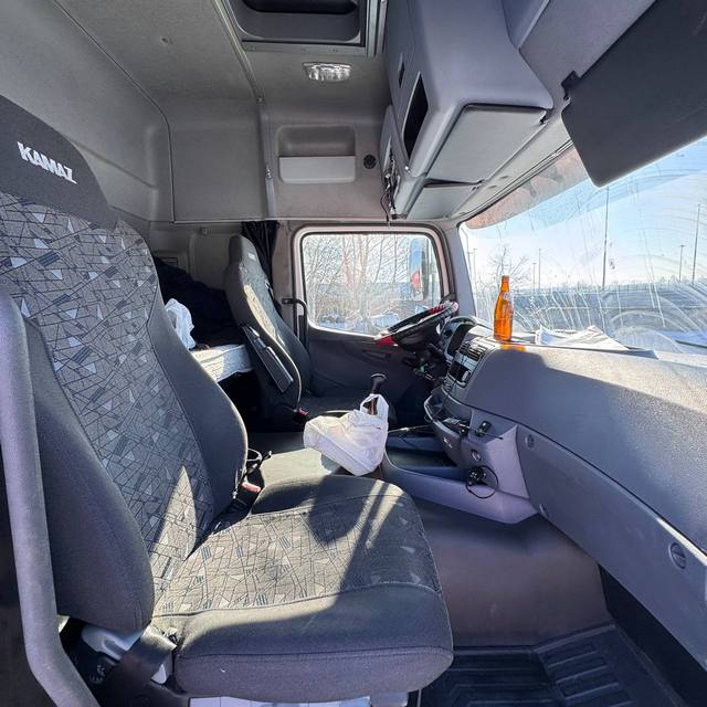 Седельный тягач КАМАЗ 5490-801-DC (газодизель) 2021 г. - фото 31