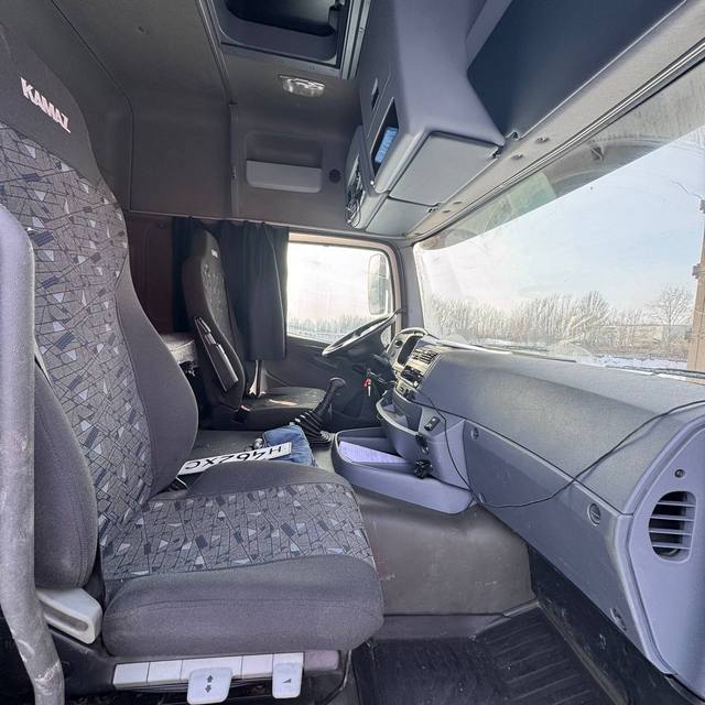 Седельный тягач КАМАЗ 5490-801-DC (газодизель) 2021 г. - фото 20