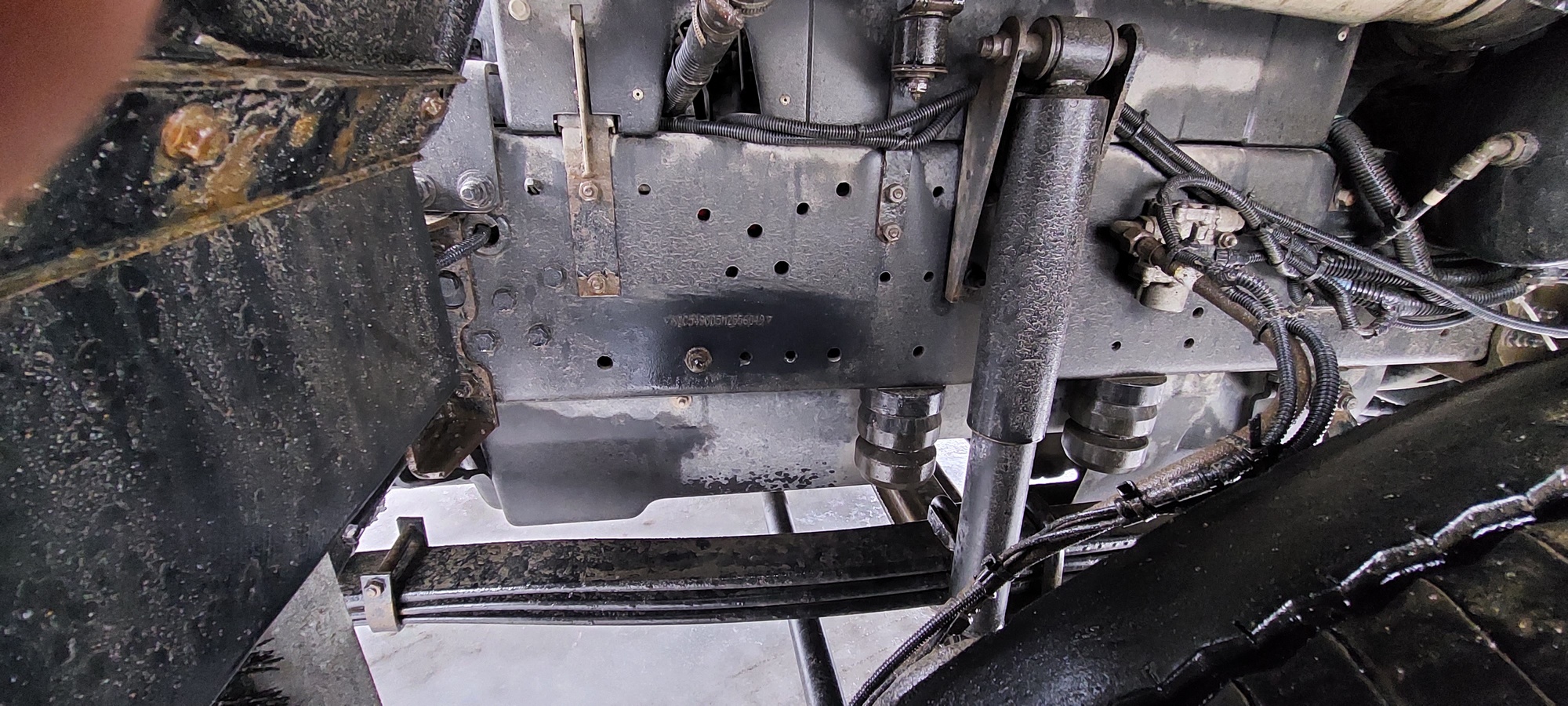 Седельный тягач КАМАЗ 5490-801-DC (газодизель) 2021 г. - фото 19