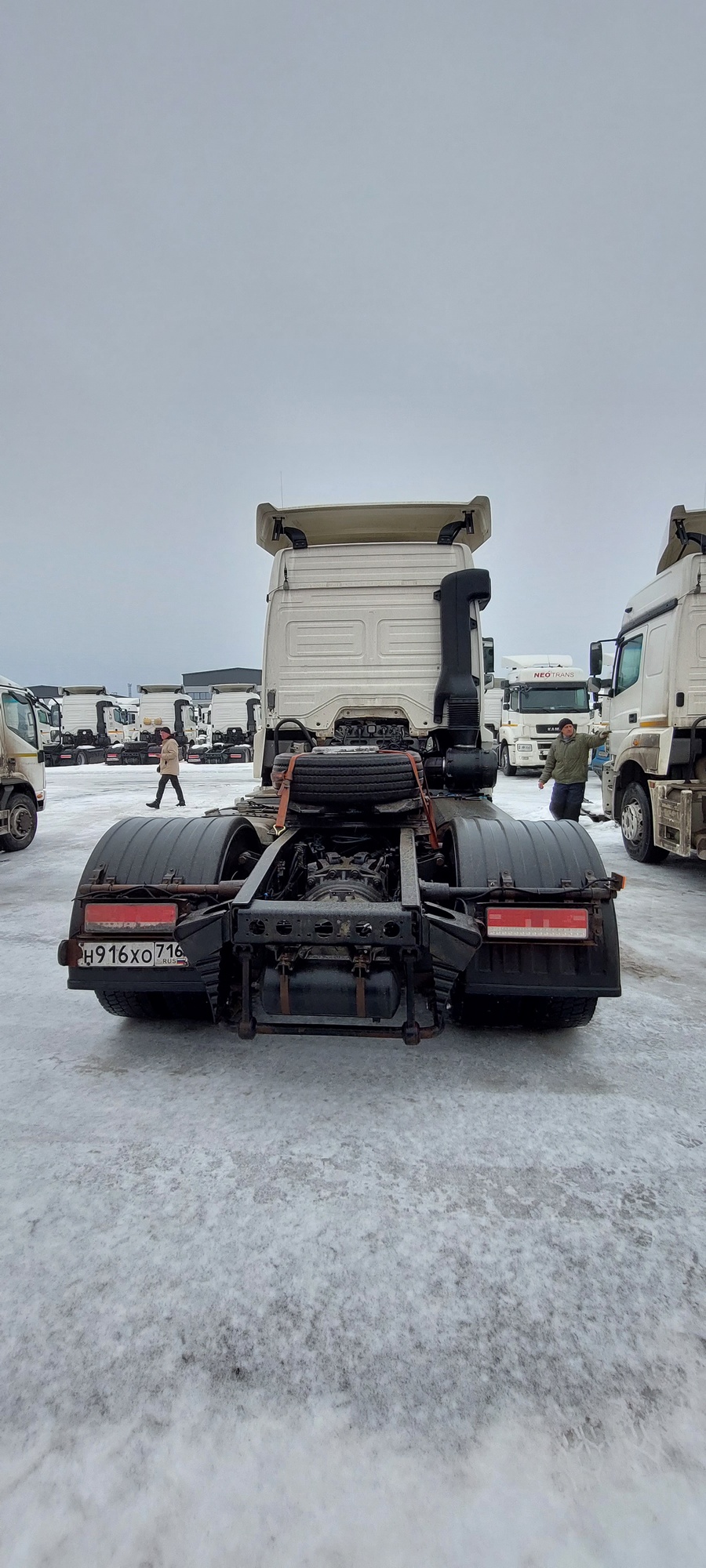 Седельный тягач КАМАЗ 5490-801-DC (газодизель) 2021 г. - фото 32