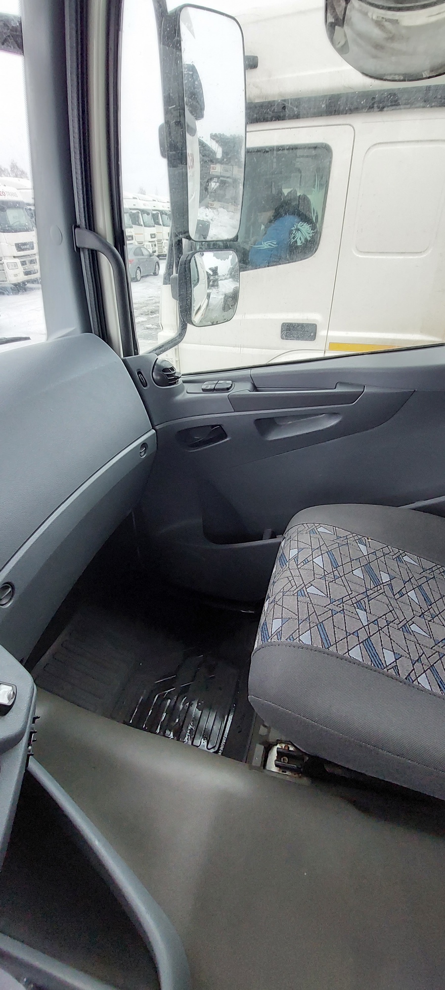 Седельный тягач КАМАЗ 5490-801-DC (газодизель) 2021 г. - фото 47