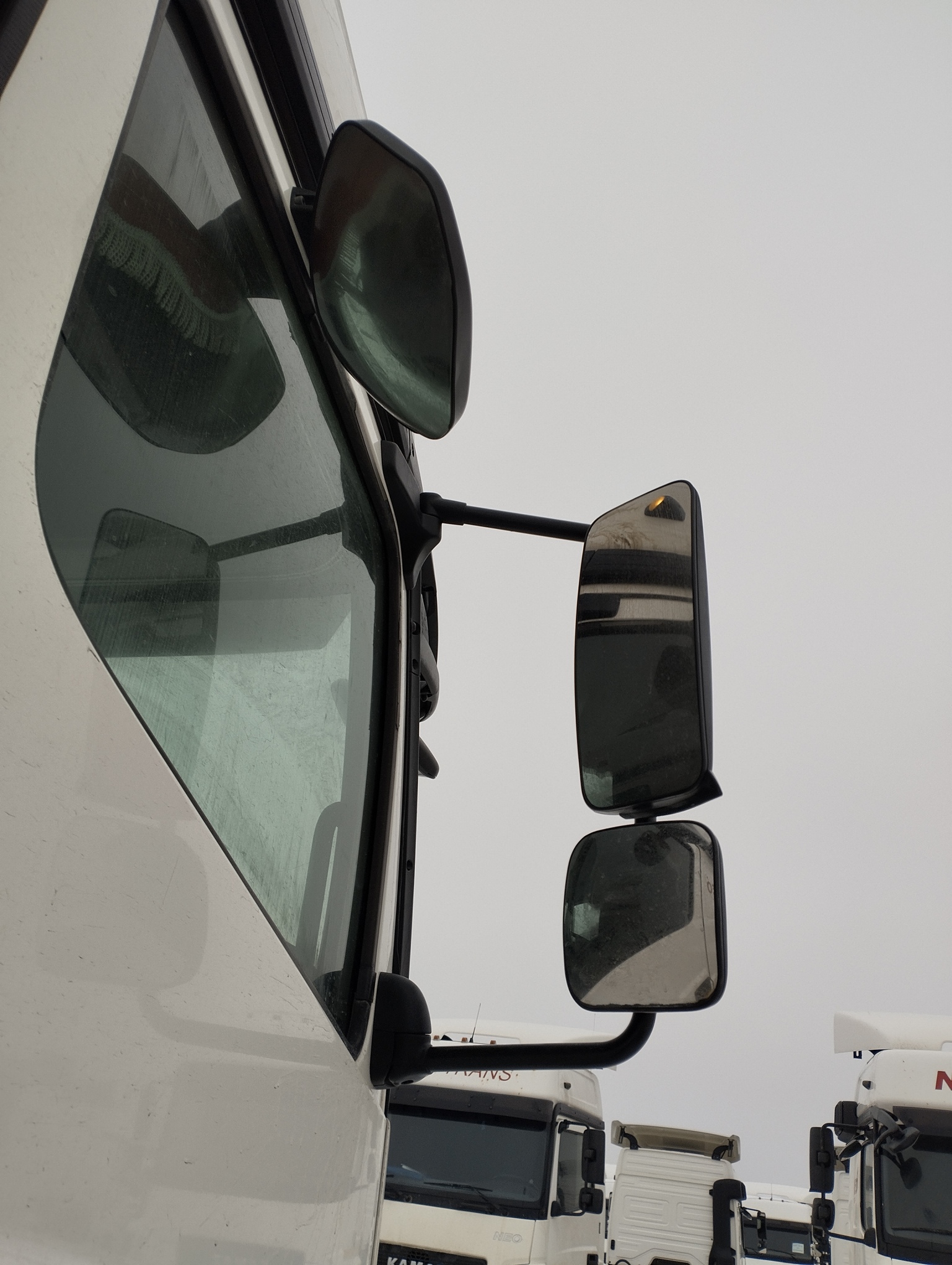 Седельный тягач КАМАЗ 5490-801-DC (газодизель) 2021 г. - фото 14