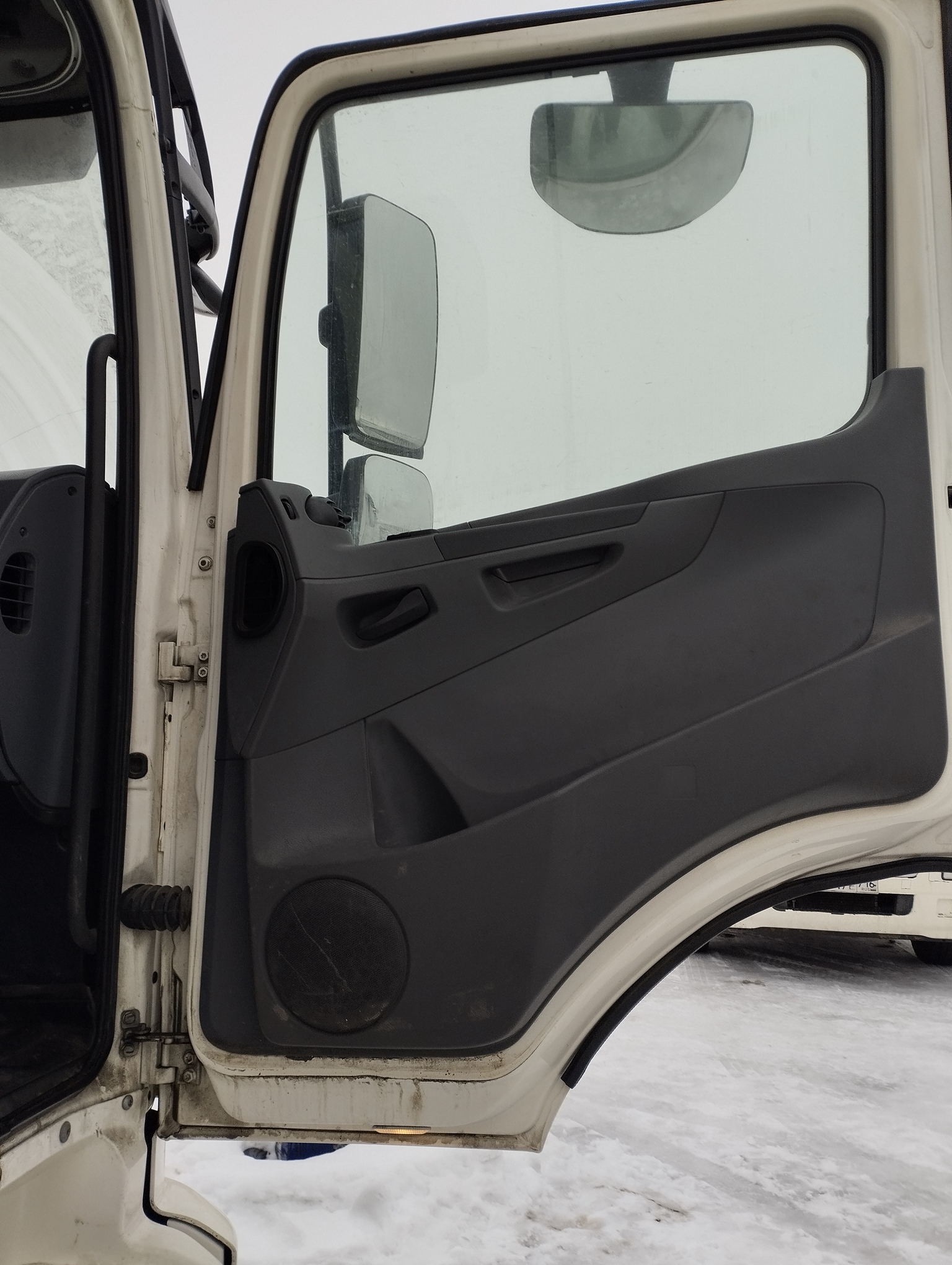 Седельный тягач КАМАЗ 5490-801-DC (газодизель) 2021 г. - фото 19