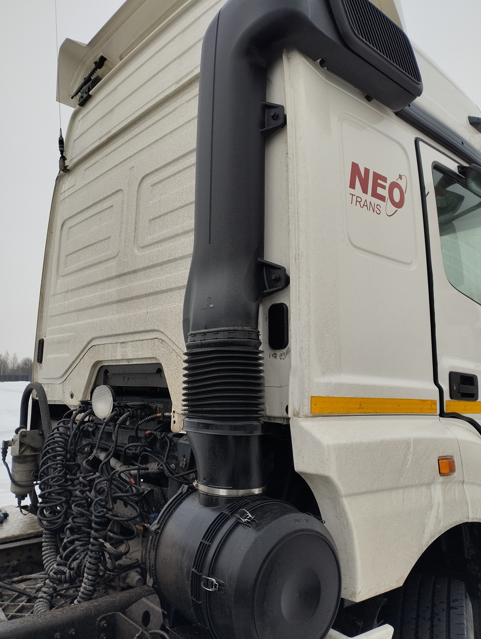 Седельный тягач КАМАЗ 5490-801-DC (газодизель) 2021 г. - фото 21