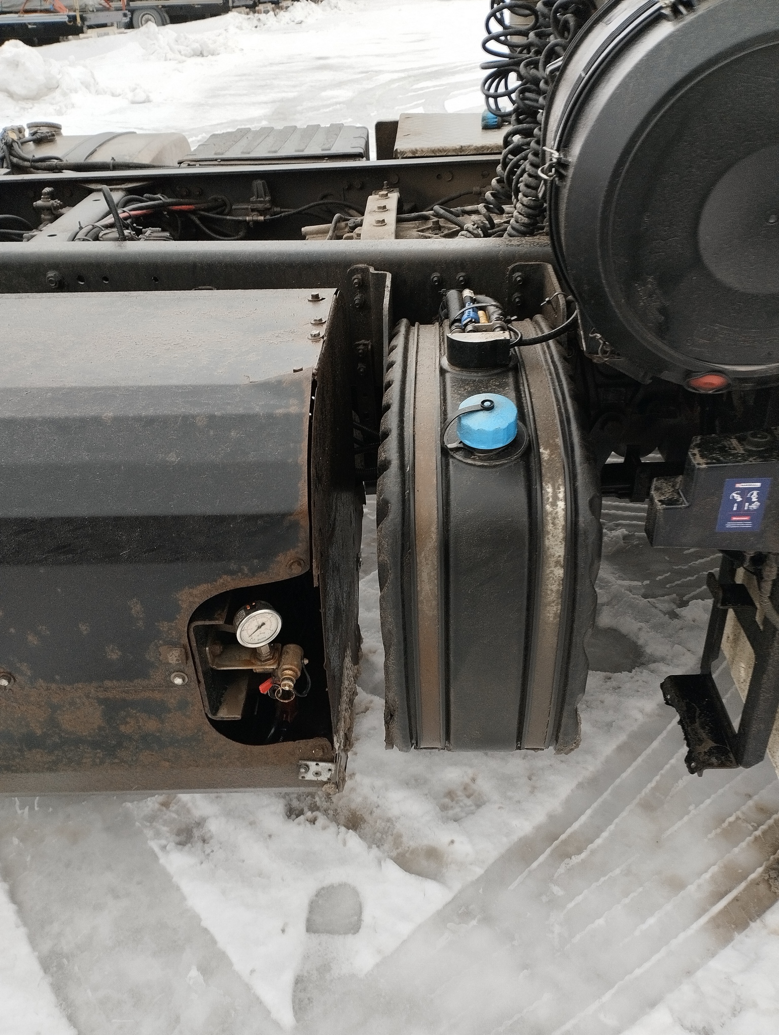 Седельный тягач КАМАЗ 5490-801-DC (газодизель) 2021 г. - фото 23