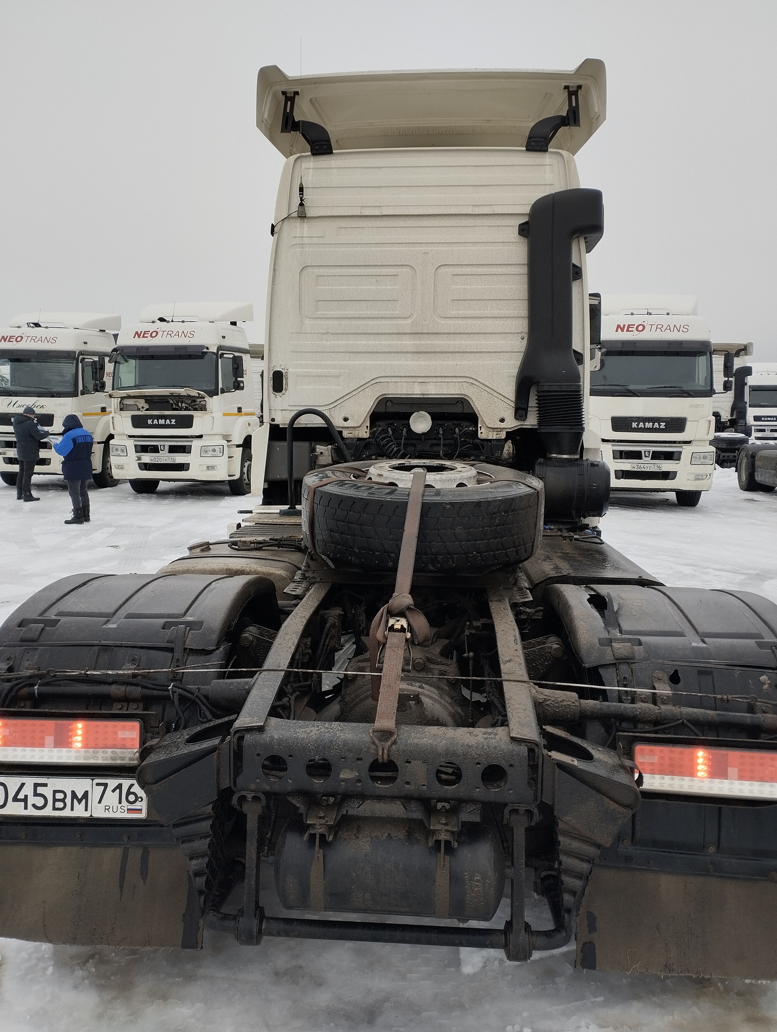 Седельный тягач КАМАЗ 5490-801-DC (газодизель) 2021 г. - фото 30