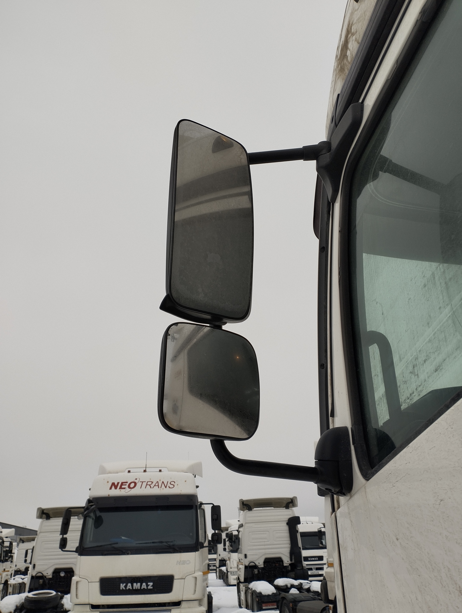 Седельный тягач КАМАЗ 5490-801-DC (газодизель) 2021 г. - фото 45