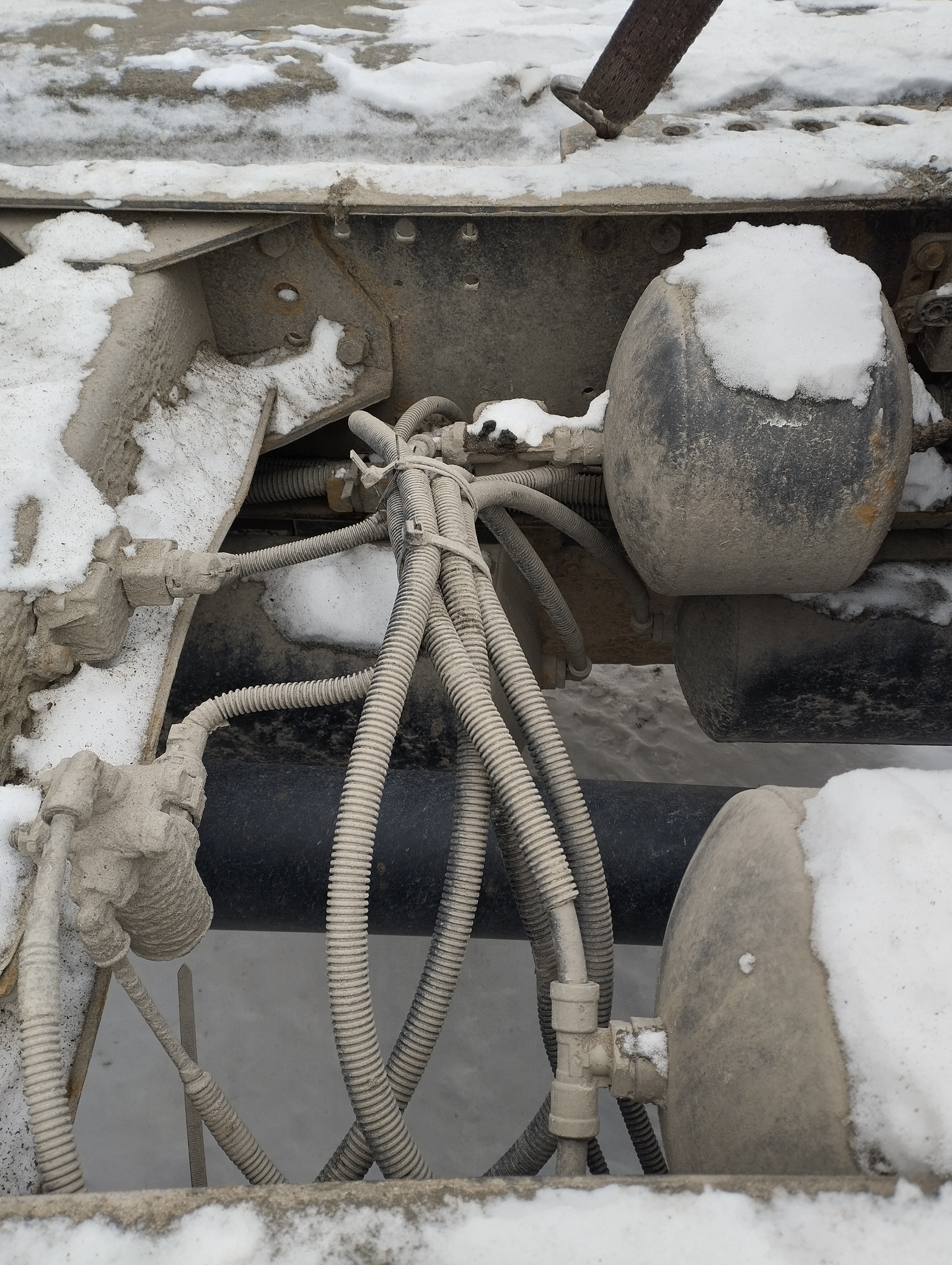 Седельный тягач КАМАЗ 5490-801-DC (газодизель) 2021 г. - фото 37