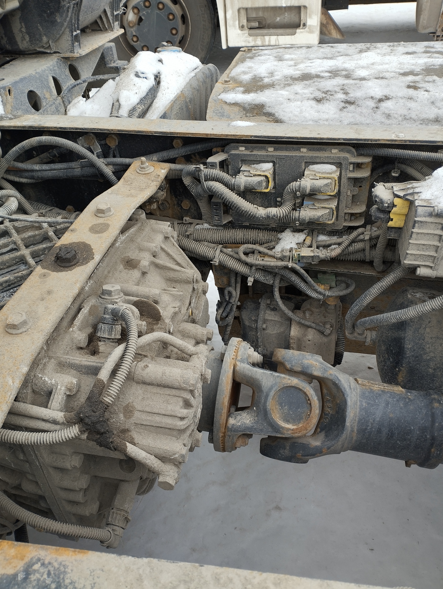 Седельный тягач КАМАЗ 5490-801-DC (газодизель) 2021 г. - фото 38