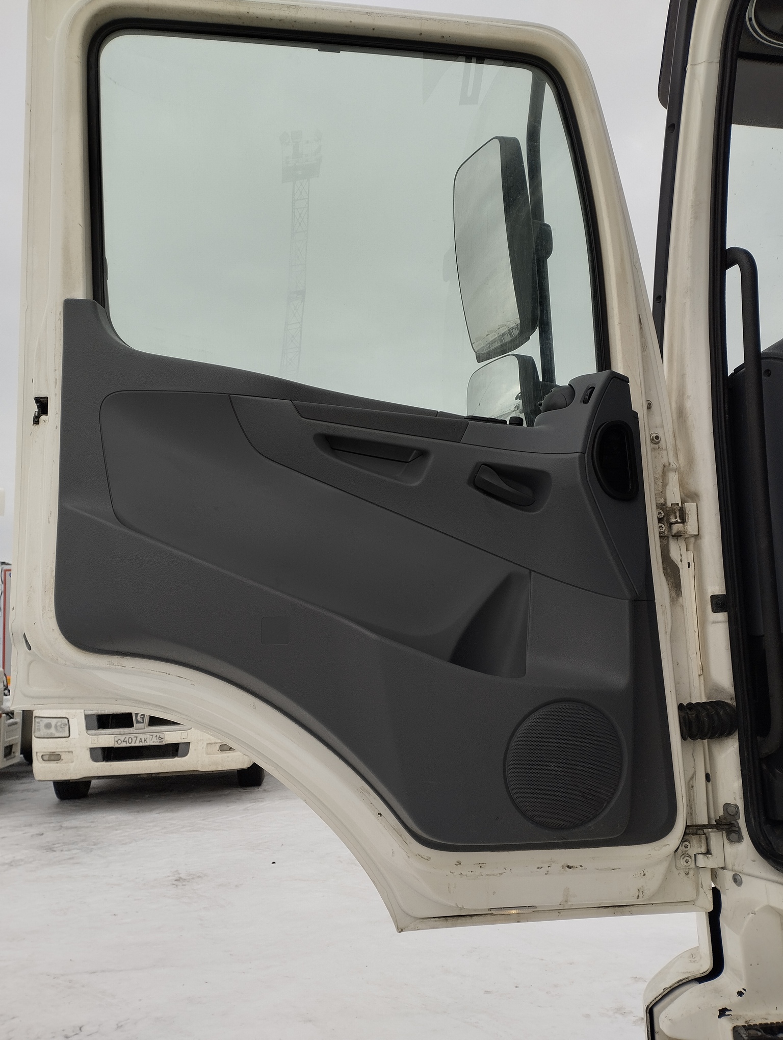 Седельный тягач КАМАЗ 5490-801-DC (газодизель) 2021 г. - фото 46