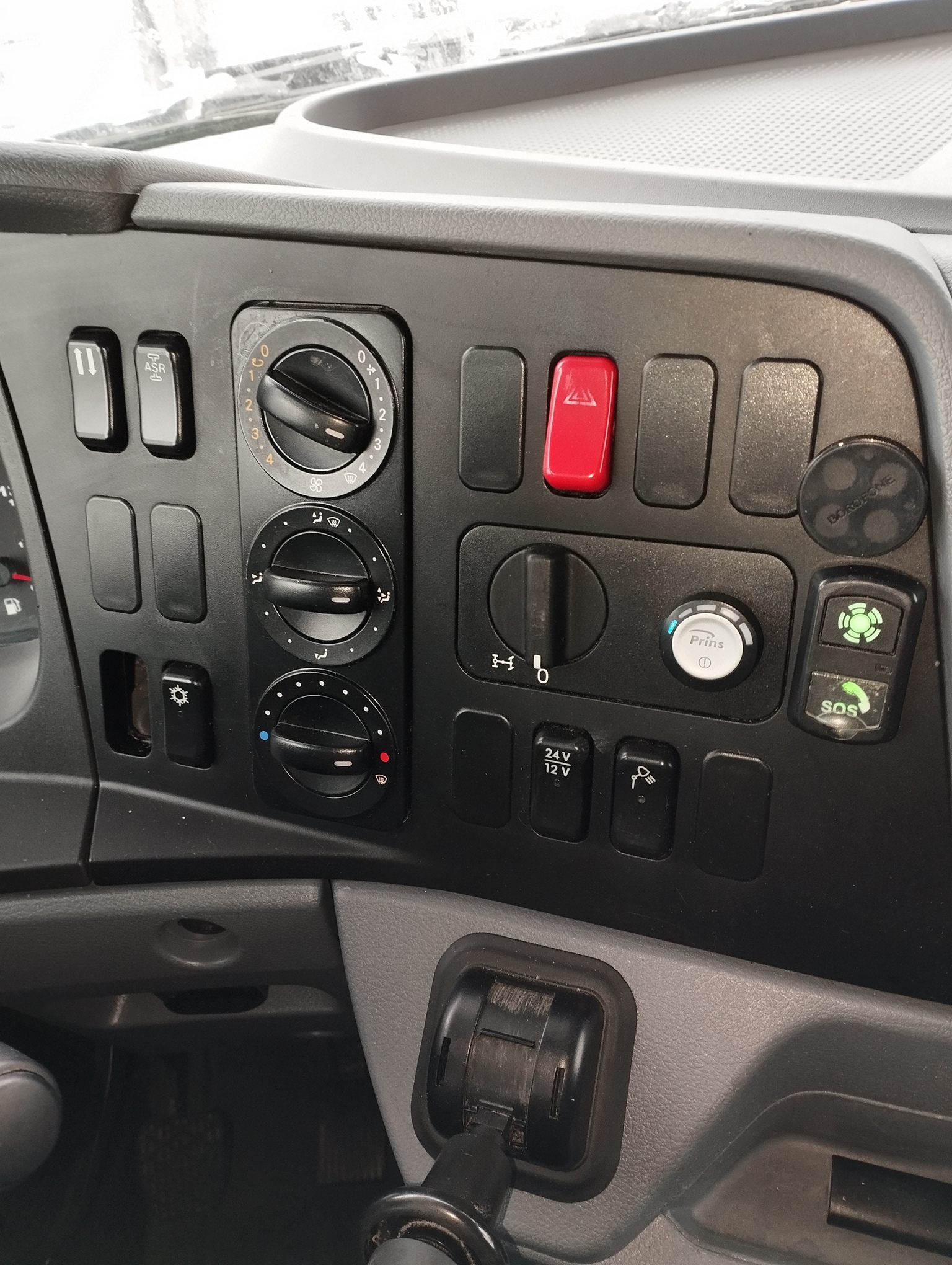 Седельный тягач КАМАЗ 5490-801-DC (газодизель) 2021 г. - фото 52