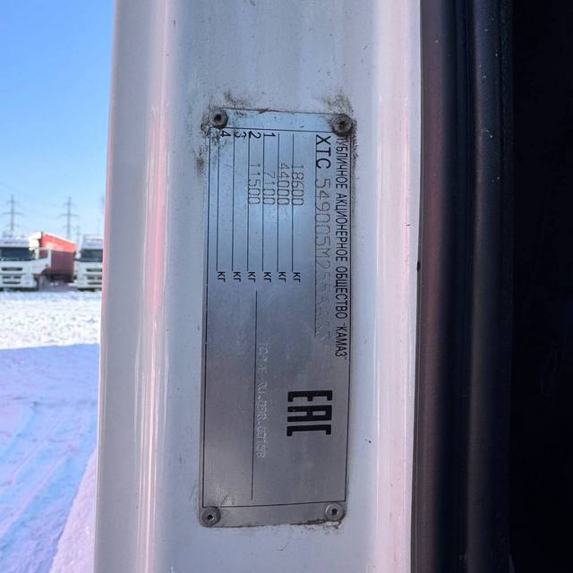 Седельный тягач КАМАЗ 5490-801-DC (газодизель) 2021 г. - фото 6