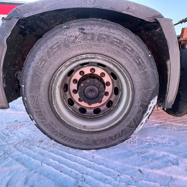 Седельный тягач КАМАЗ 5490-801-DC (газодизель) 2021 г. - фото 15