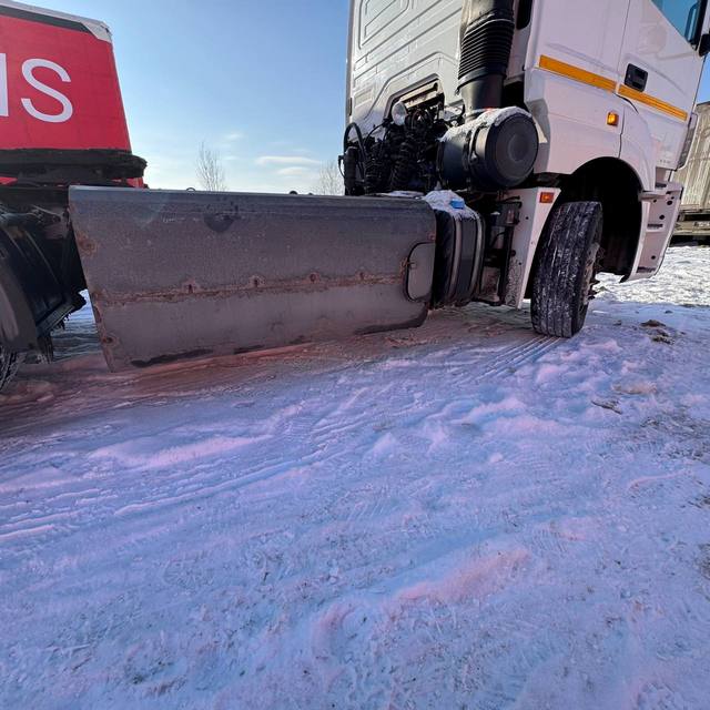 Седельный тягач КАМАЗ 5490-801-DC (газодизель) 2021 г. - фото 18