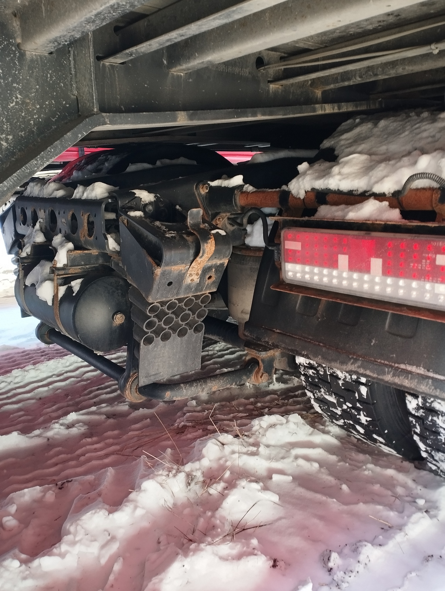 Седельный тягач КАМАЗ 5490-801-DC (газодизель) 2021 г. - фото 21