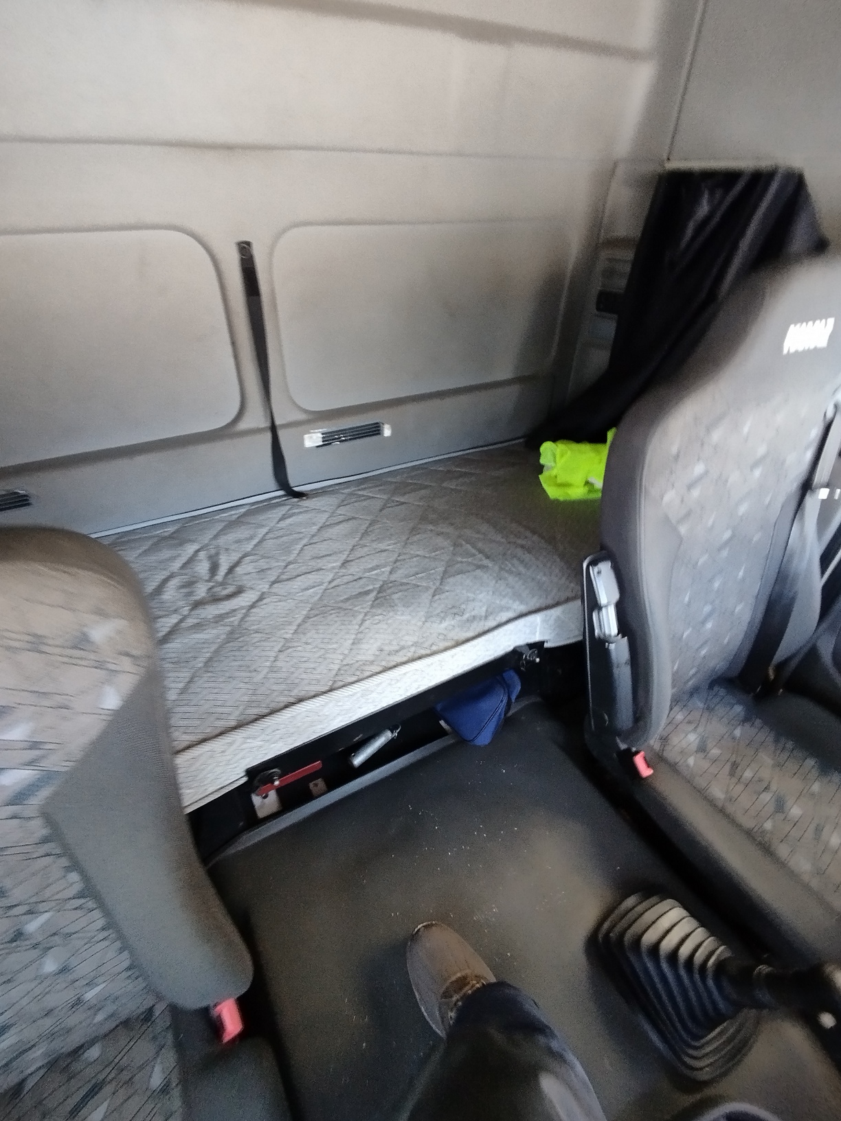 Седельный тягач КАМАЗ 5490-801-DC (газодизель) 2021 г. - фото 48