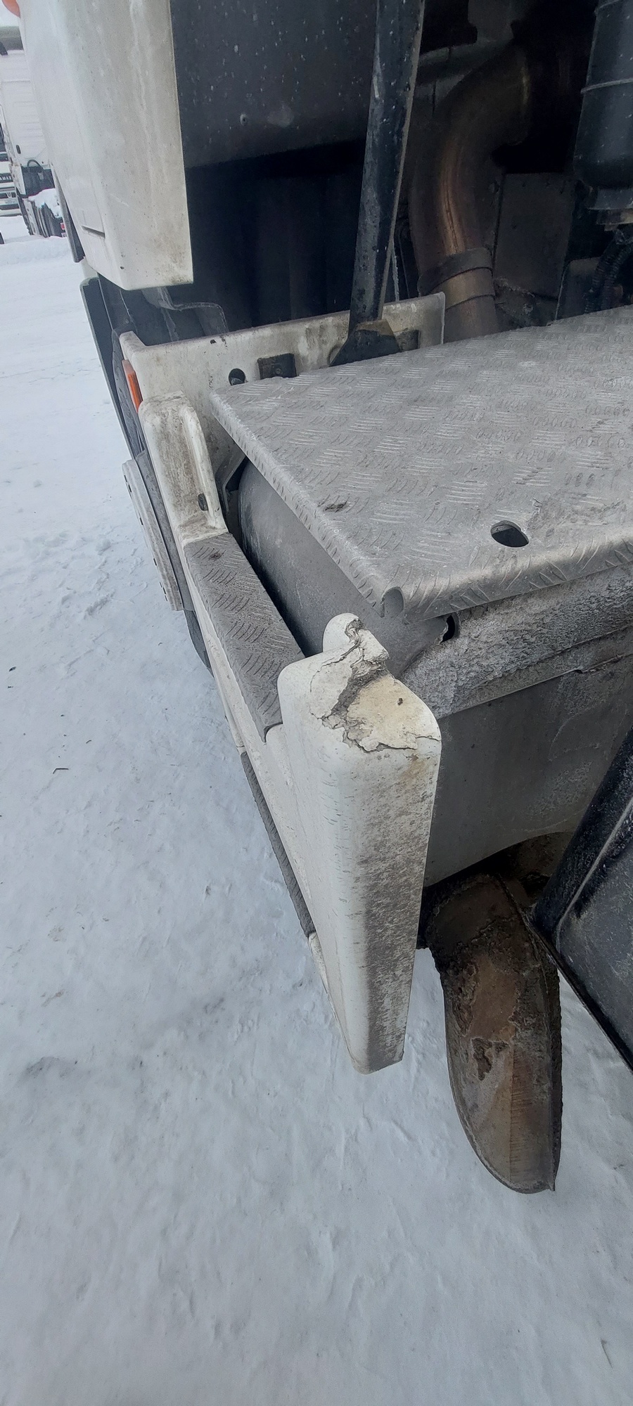 Седельный тягач КАМАЗ 5490-801-DC (газодизель) 2021 г. - фото 26