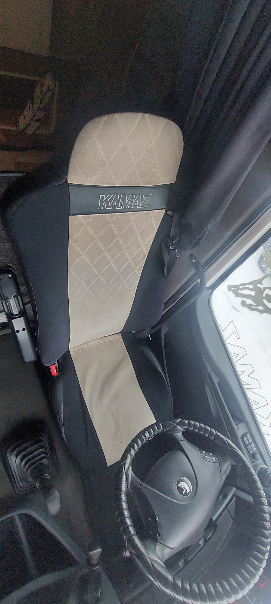 Седельный тягач КАМАЗ 5490-801-DC (газодизель) 2021 г. - фото 40