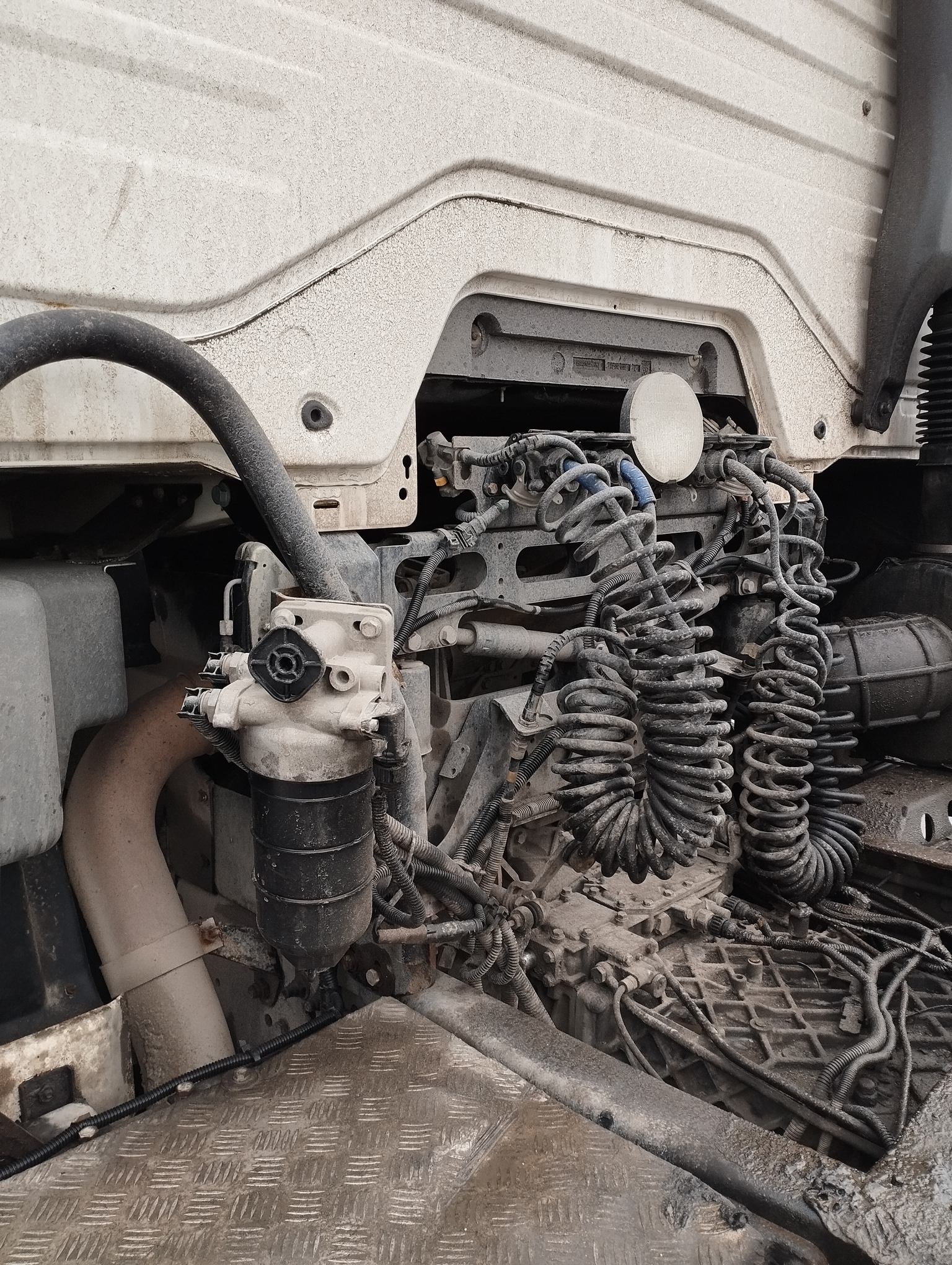 Седельный тягач КАМАЗ 5490-801-DC (газодизель) 2021 г. - фото 40