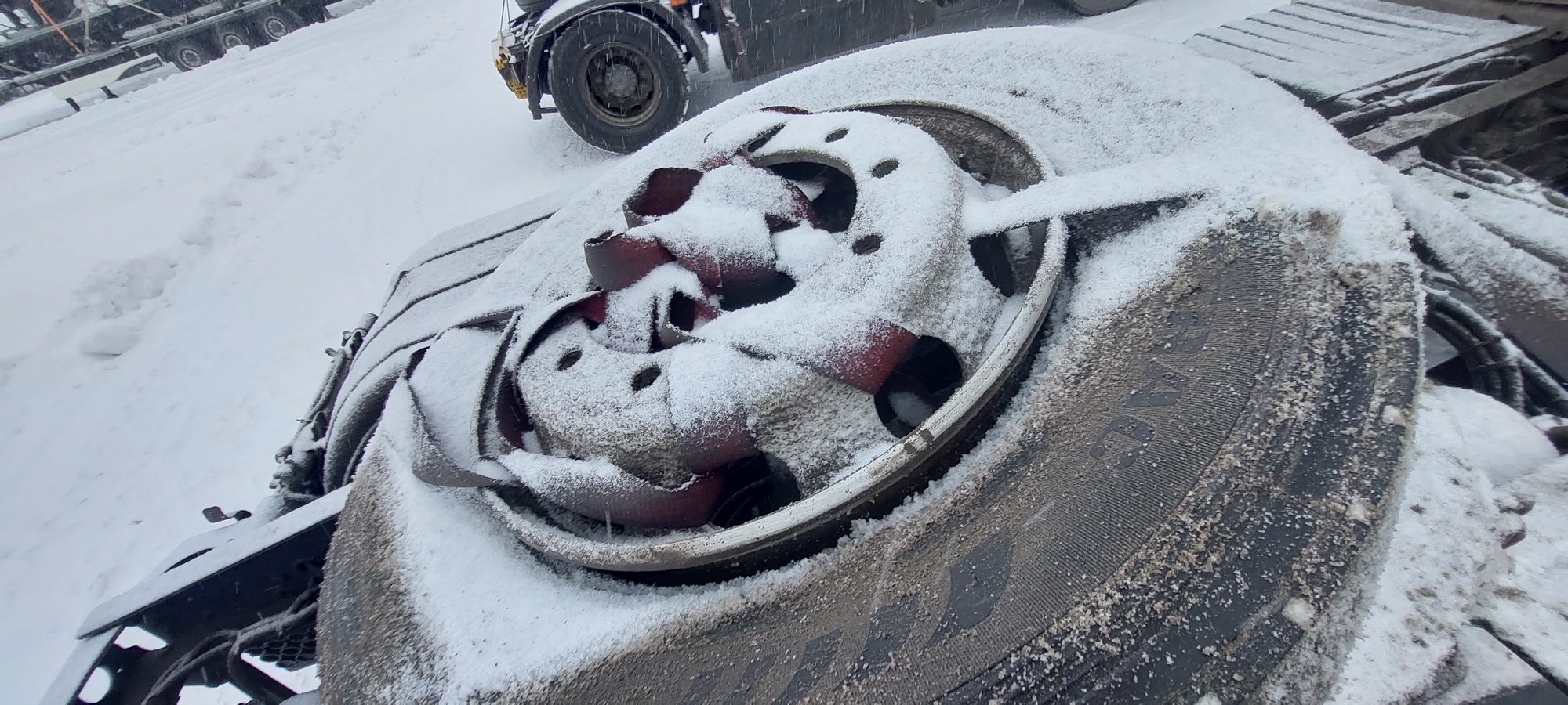 Седельный тягач КАМАЗ 5490-801-DC (газодизель) 2021 г. - фото 22