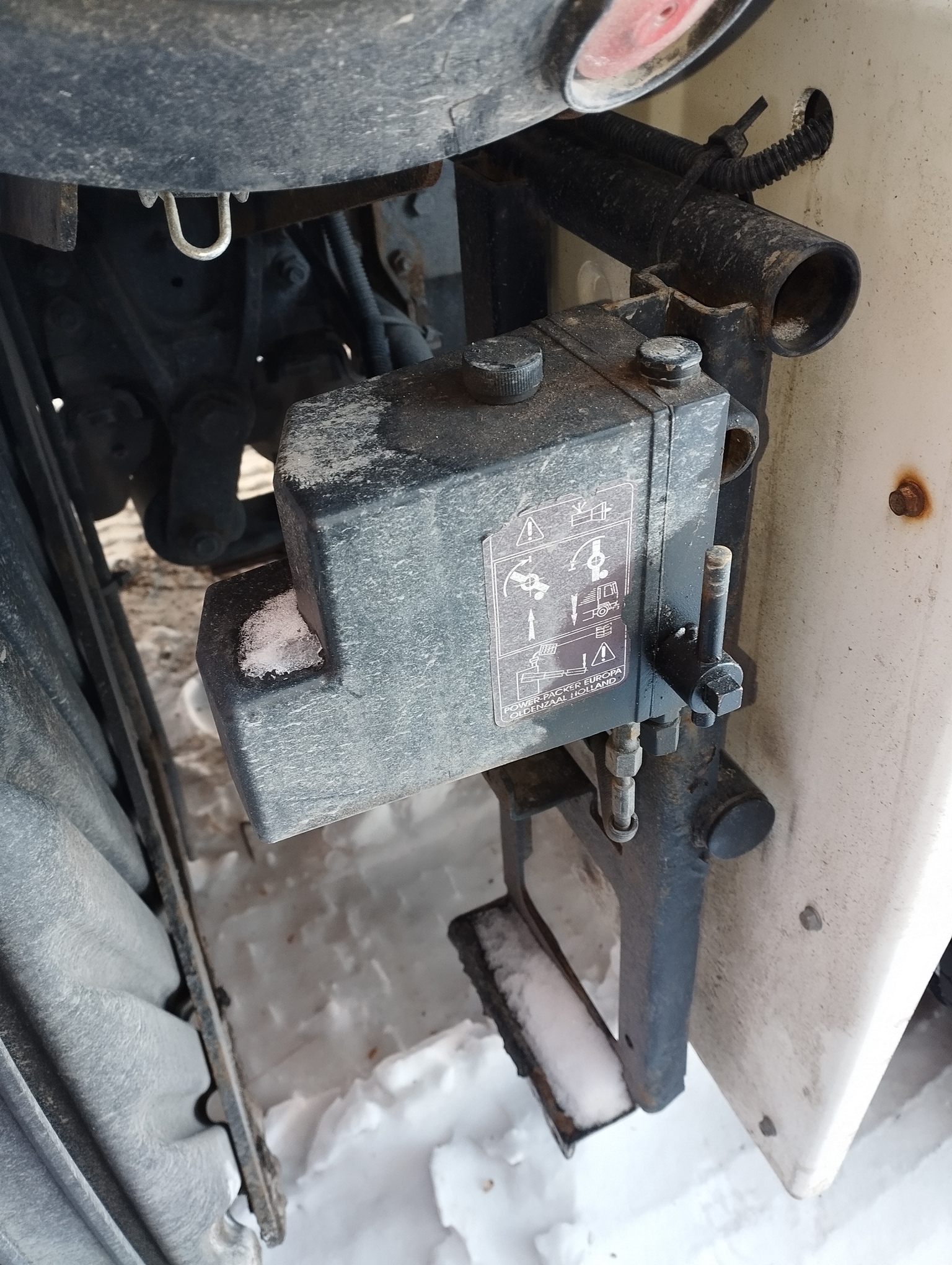 Седельный тягач КАМАЗ 5490-801-DC (газодизель) 2021 г. - фото 9