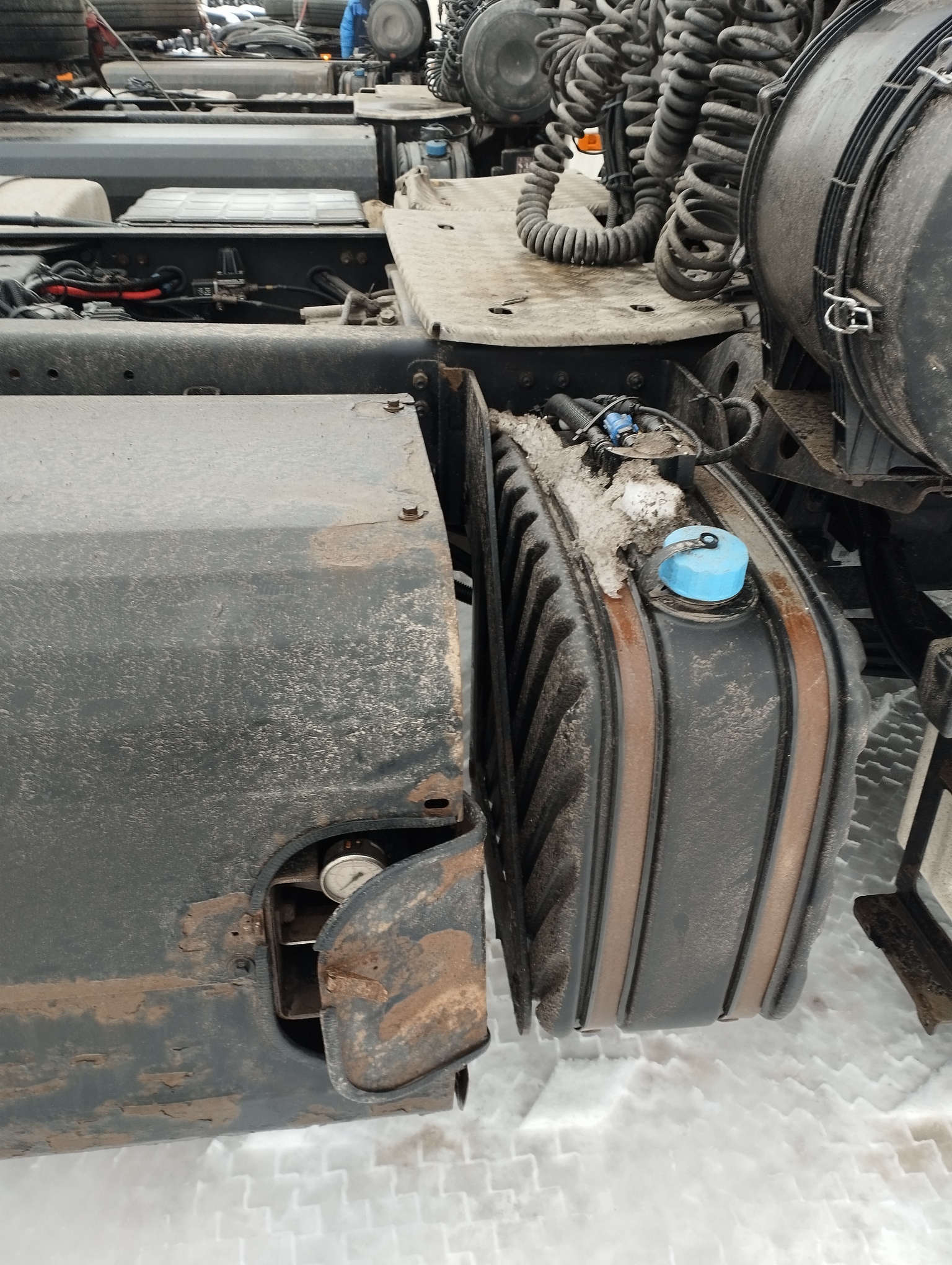 Седельный тягач КАМАЗ 5490-801-DC (газодизель) 2021 г. - фото 21