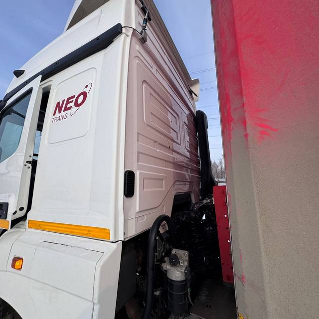 Седельный тягач КАМАЗ 5490-801-DC (газодизель) 2021 г. - фото 23