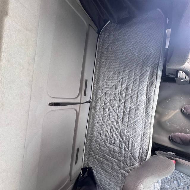 Седельный тягач КАМАЗ 5490-801-DC (газодизель) 2021 г. - фото 36