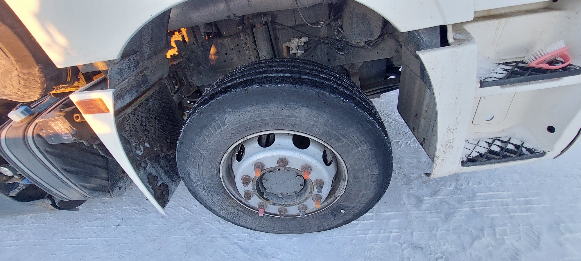 Седельный тягач КАМАЗ 5490-801-DC (газодизель) 2021 г. - фото 8