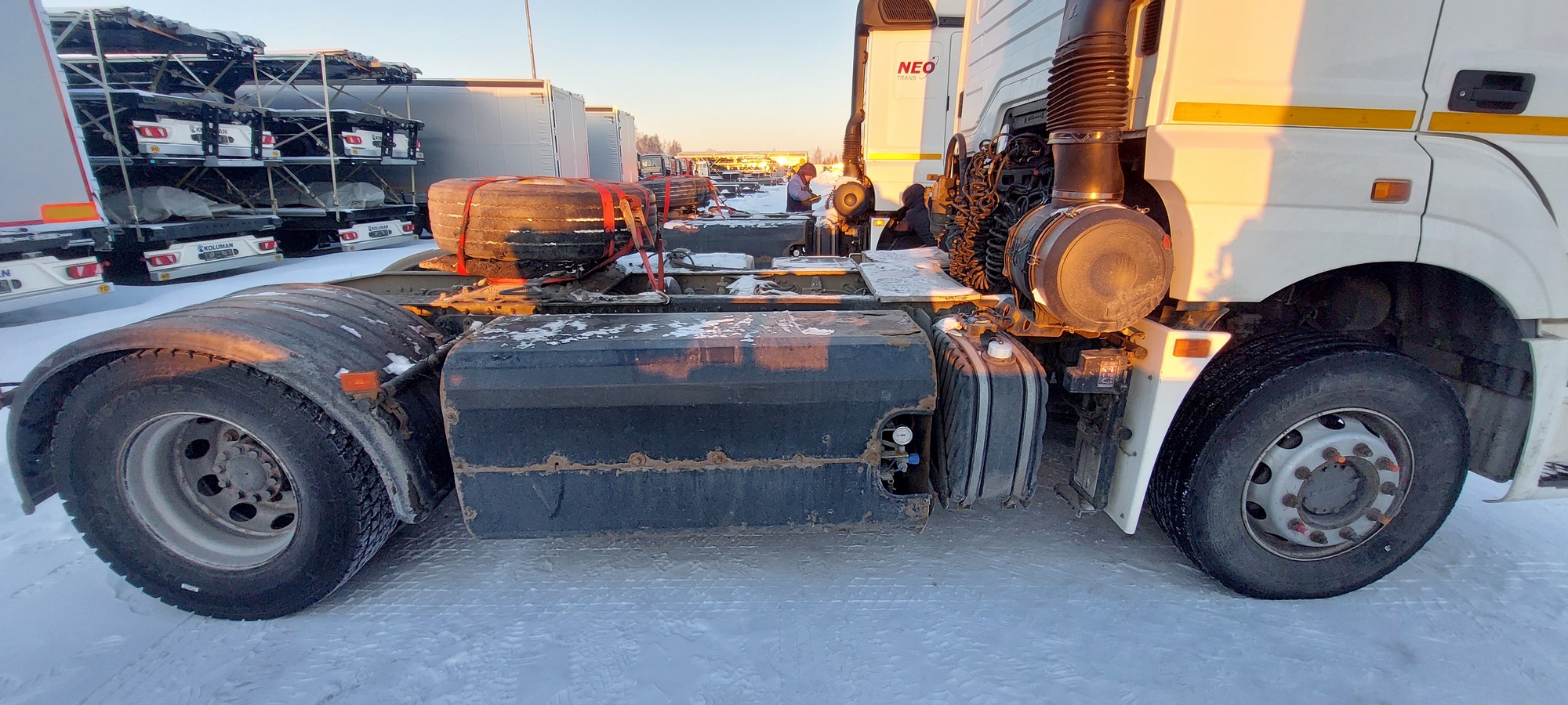 Седельный тягач КАМАЗ 5490-801-DC (газодизель) 2021 г. - фото 12