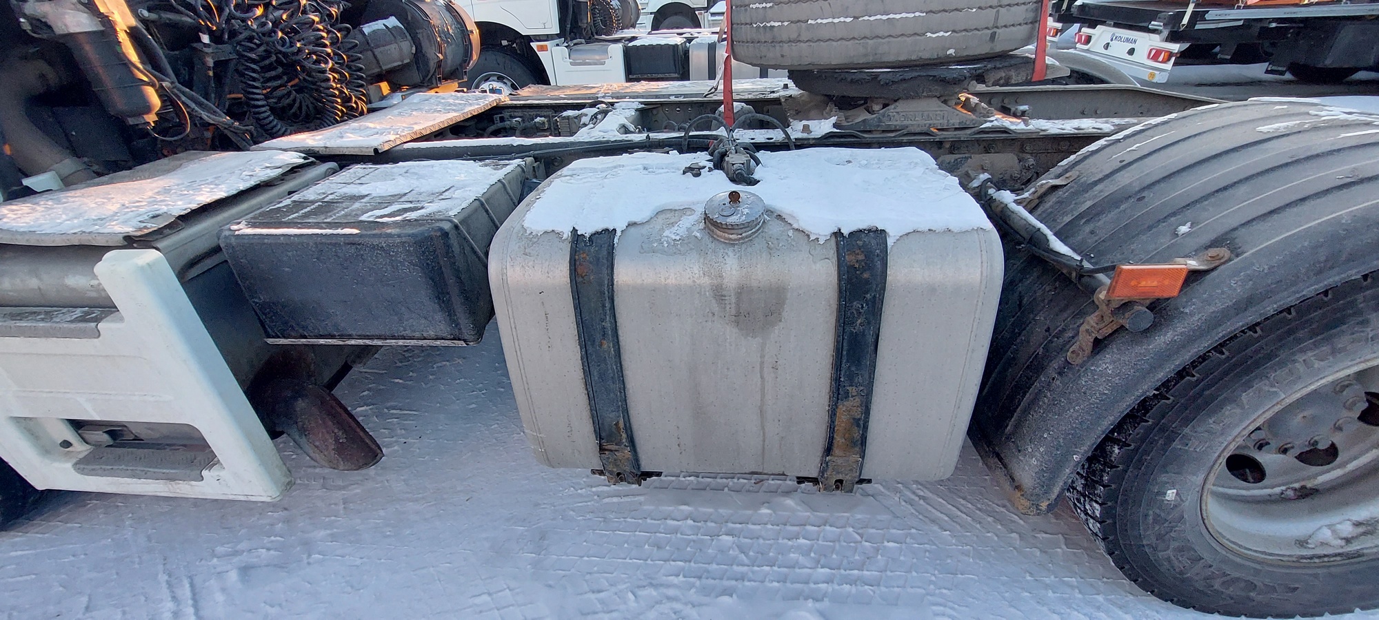 Седельный тягач КАМАЗ 5490-801-DC (газодизель) 2021 г. - фото 21