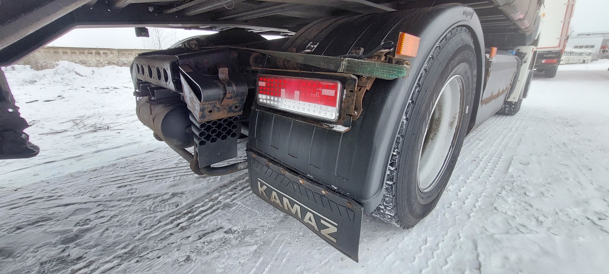 Седельный тягач КАМАЗ 5490-801-DC (газодизель) 2021 г. - фото 27