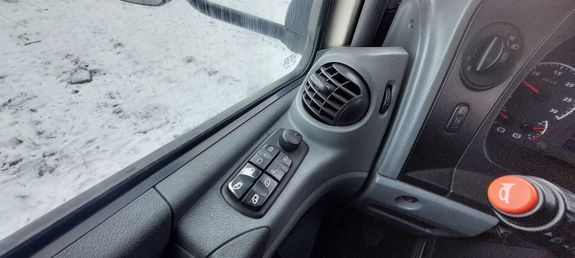 Седельный тягач КАМАЗ 5490-801-DC (газодизель) 2021 г. - фото 39