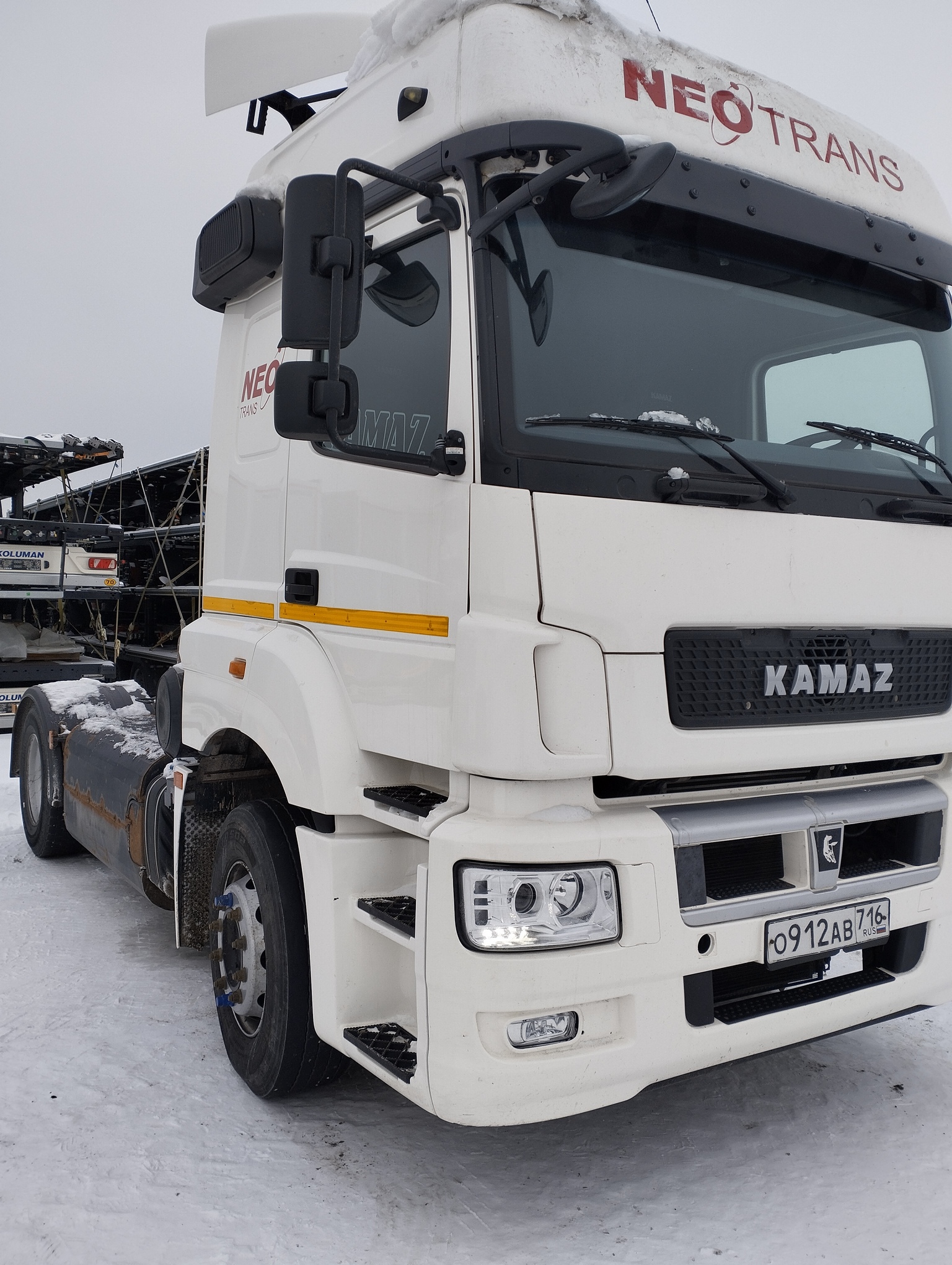 Седельный тягач КАМАЗ 5490-801-DC (газодизель) 2021 г. - фото 4