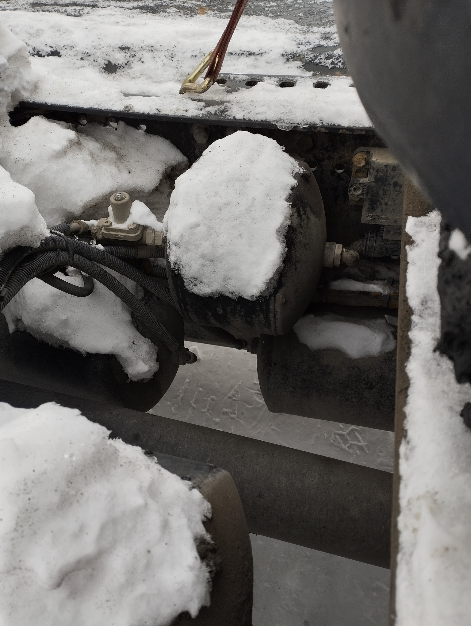 Седельный тягач КАМАЗ 5490-801-DC (газодизель) 2021 г. - фото 24