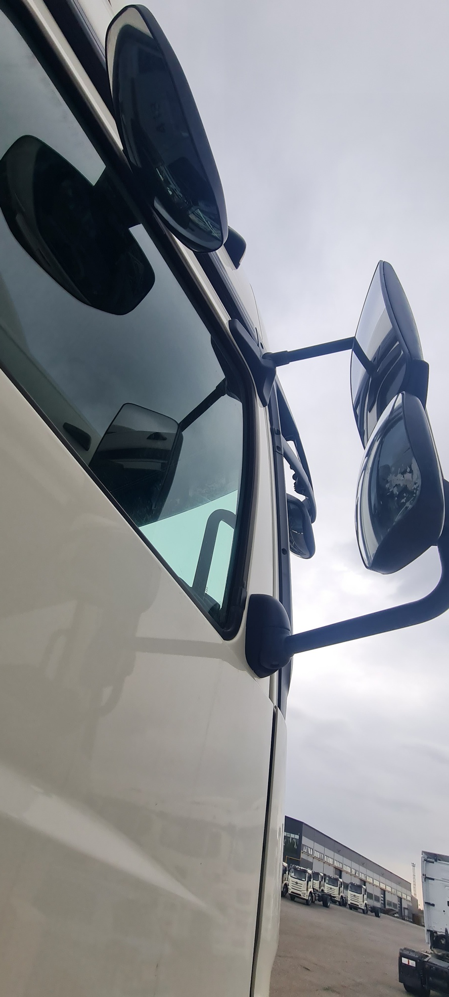 Седельный тягач КАМАЗ 5490-80802-90(5P) (СПГ) 2021 г. - фото 5