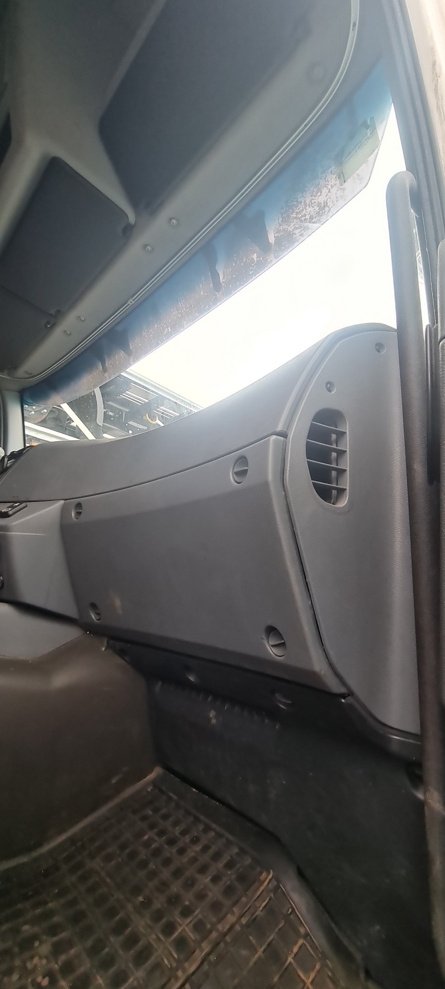 Седельный тягач КАМАЗ 5490-80802-90(5P) (СПГ) 2021 г. - фото 9