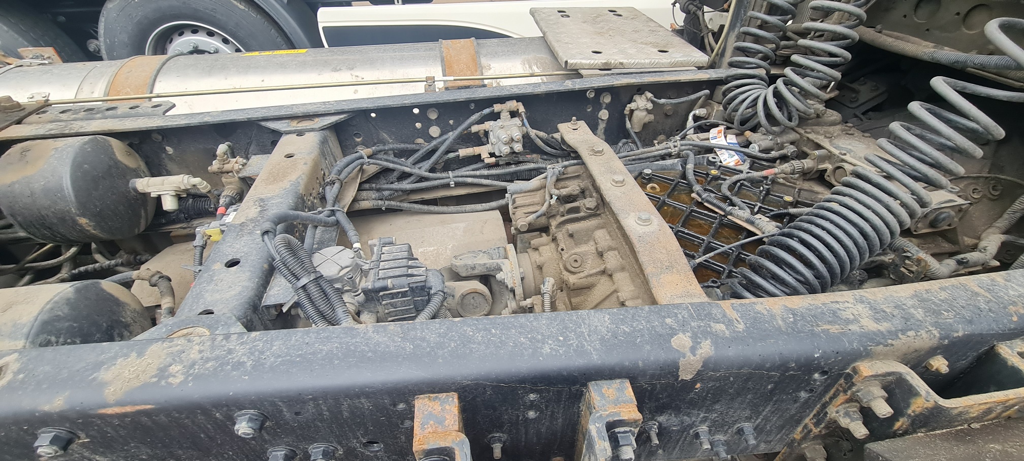 Седельный тягач КАМАЗ 5490-80802-90(5P) (СПГ) 2021 г. - фото 18