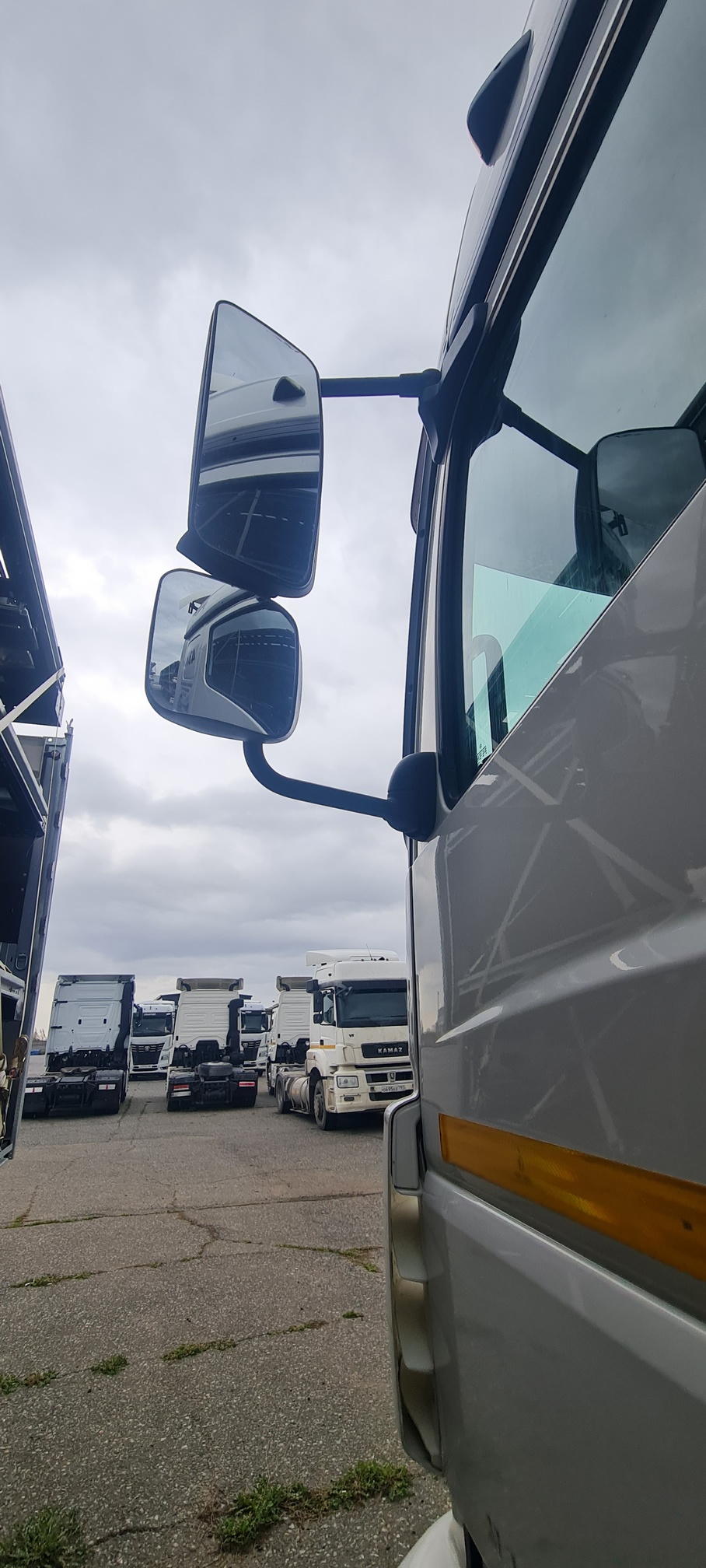 Седельный тягач КАМАЗ 5490-80802-90(5P) (СПГ) 2021 г. - фото 25