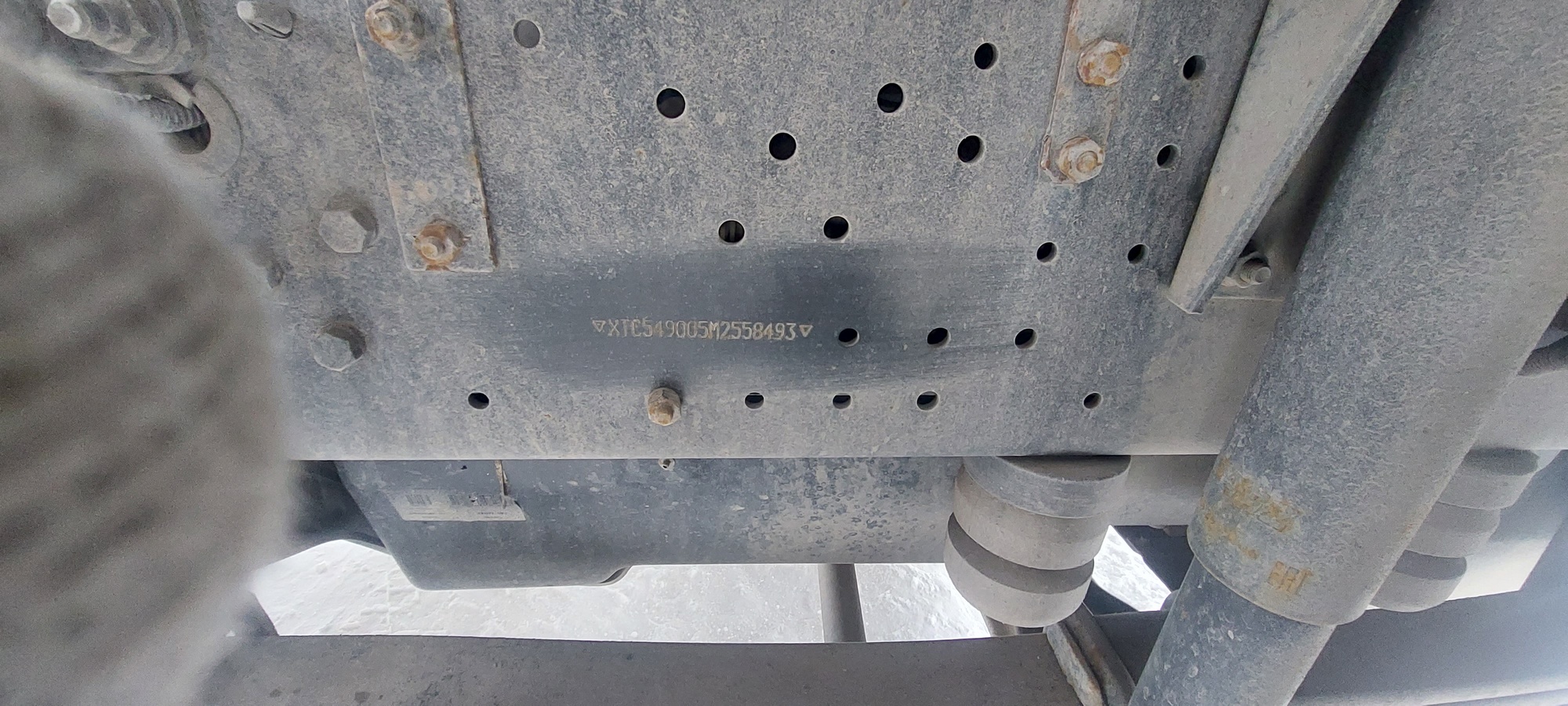 Седельный тягач КАМАЗ 5490-801-DC (газодизель) 2021 г. - фото 7