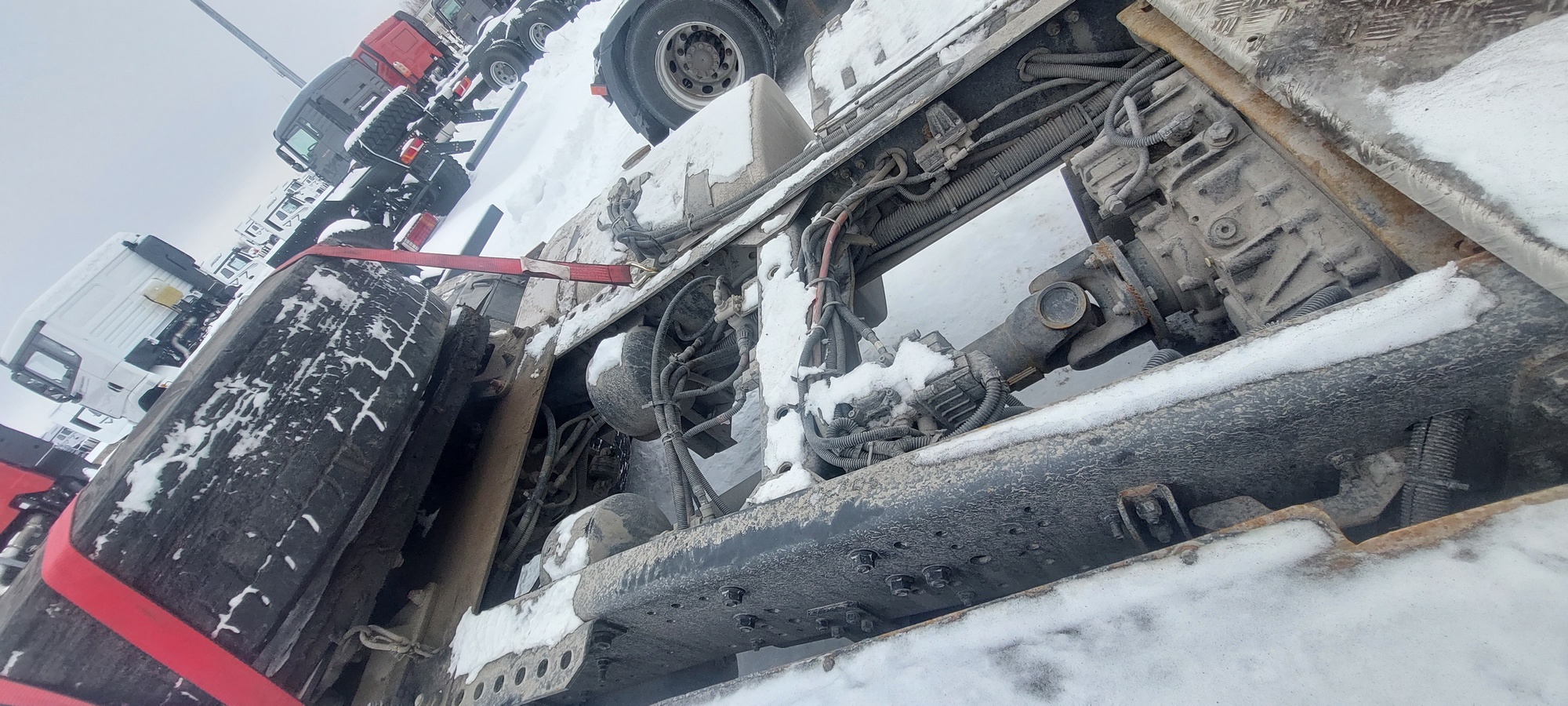 Седельный тягач КАМАЗ 5490-801-DC (газодизель) 2021 г. - фото 15