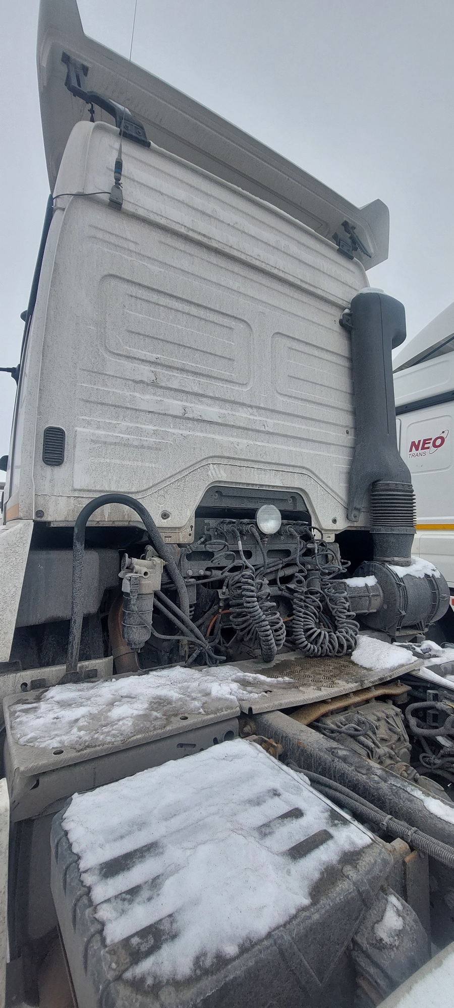 Седельный тягач КАМАЗ 5490-801-DC (газодизель) 2021 г. - фото 24